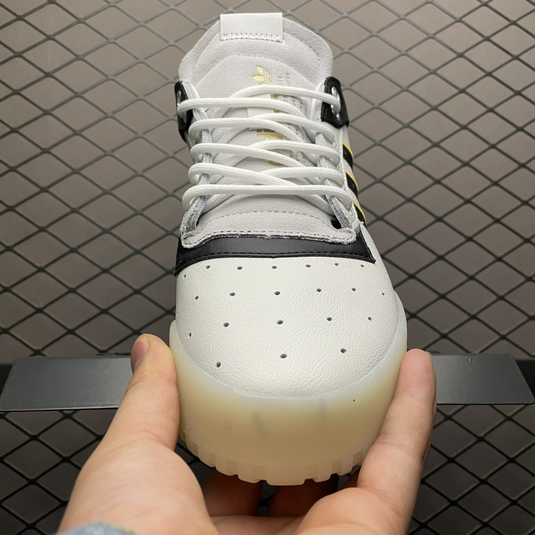 200 AD 阿迪 Rivalry RM 三叶草 BOOST中底 中性男女休闲板鞋 EF6443