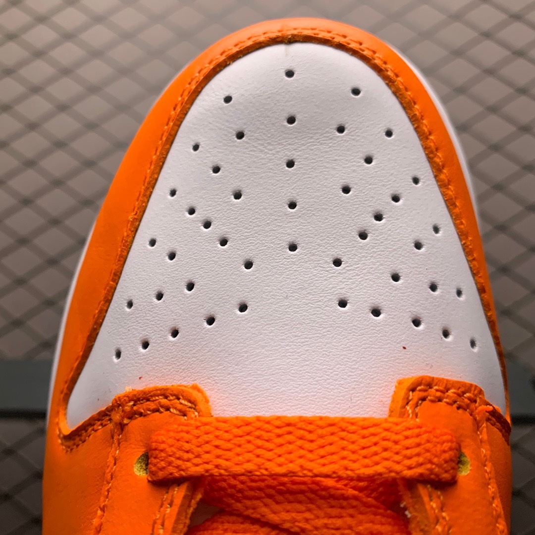 300 Nike Dunk Low SP Syracuse 2020 ” 雪城大学” CU1726-101