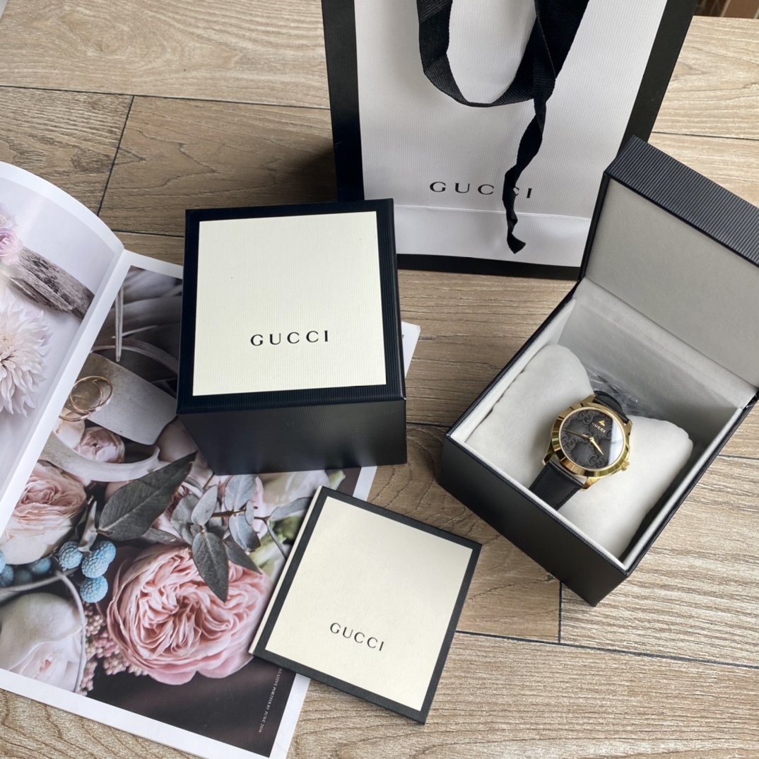 lote. Gucci G-TIMELES Modelo de cinturón de la serie Gucci, belleza de verano, ~38 mm de diámetro. Cristal de zafiro an…