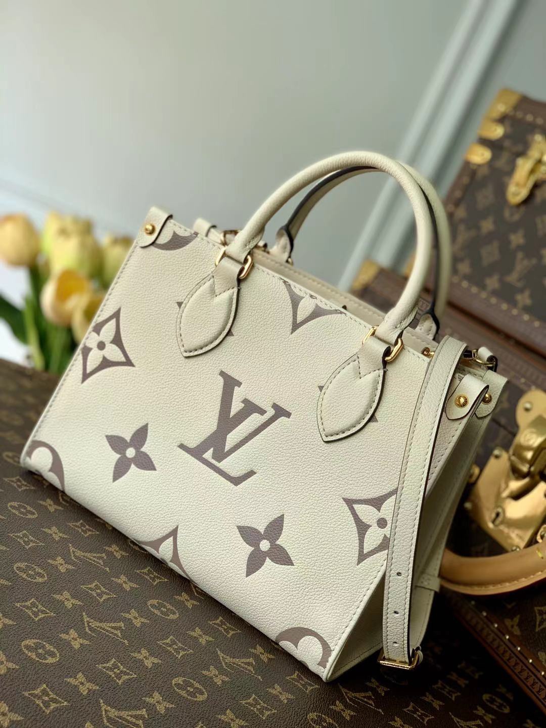 1:1 Replica Wholesale
 Louis Vuitton LV Onthego Luxury
 Handbags Tote Bags Empreinte​ Mini