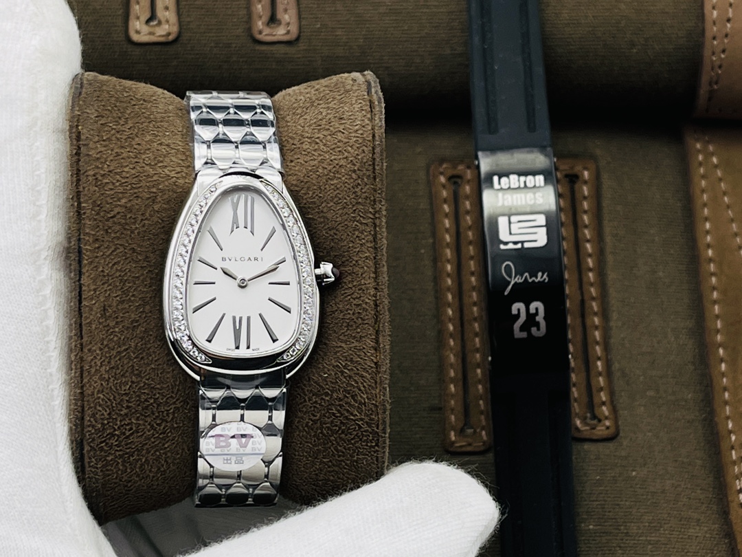 Bvlgari White Watch 1550