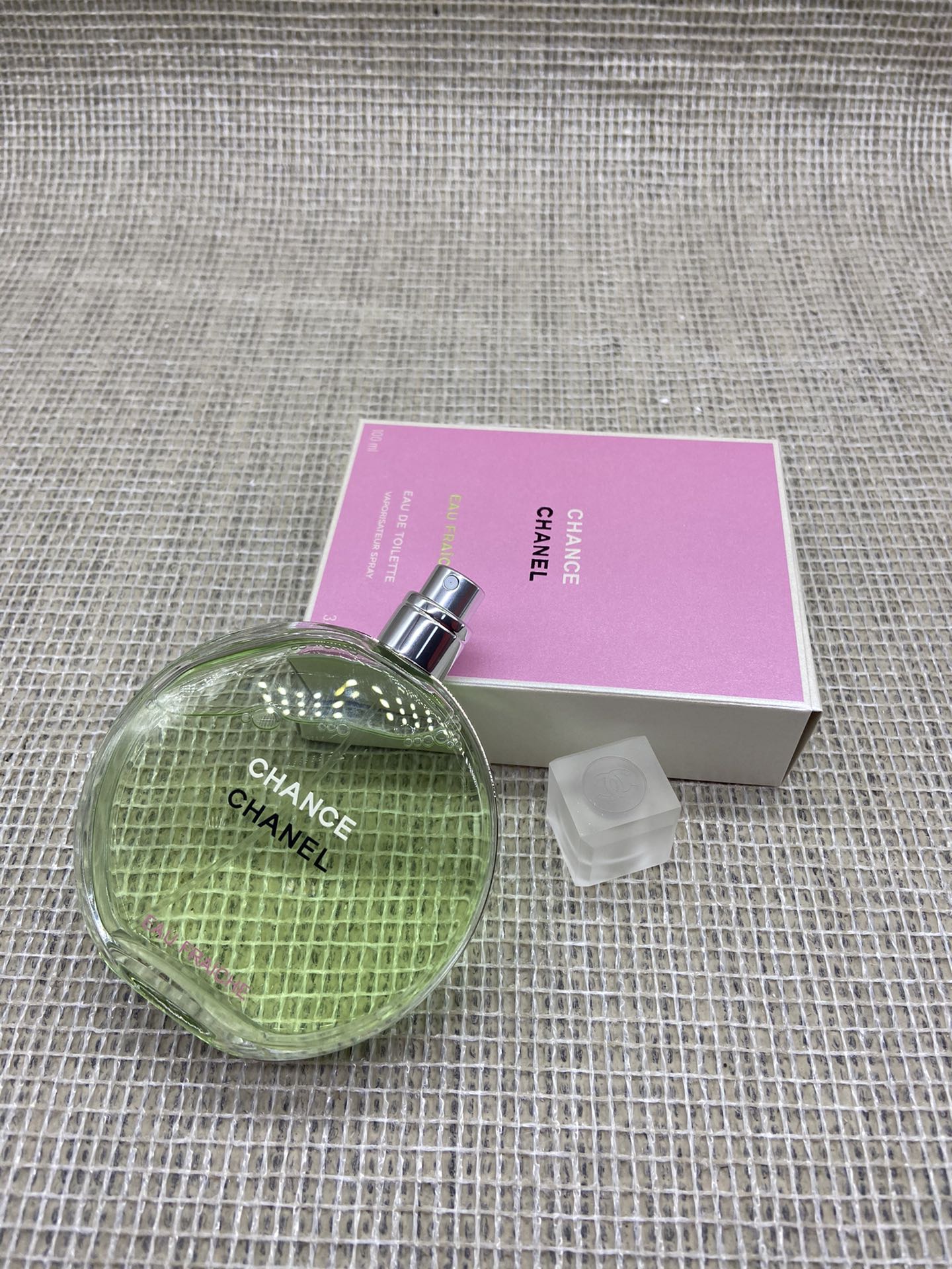 Chanel Chance Eau Fraiche 3.4 oz / 100 ml Eau de Toilette Spray for Women 6 i1615309927 521 5