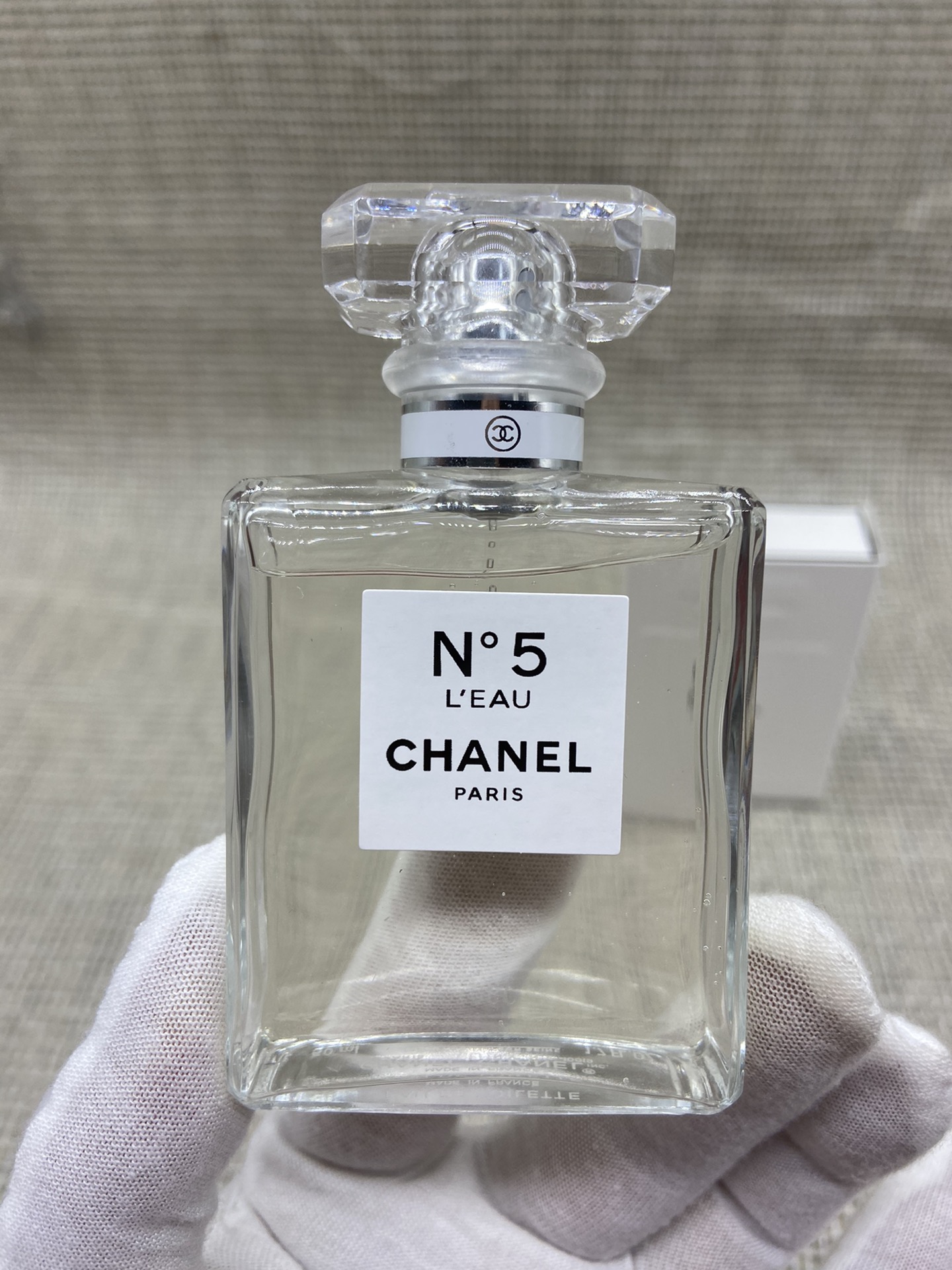 Chanel N°5 L'Eau Eau de Toilette Spray for Women, 50 ml - Floral Scent 3 i1615310355 9728 1