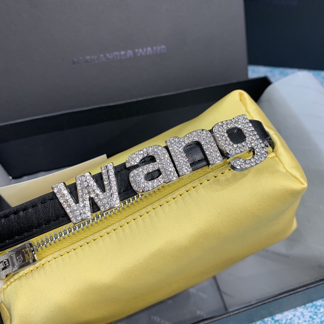 New Silk 754 Collection by Alexander Wang: High-End Beauty and Elegance. - 图片 4