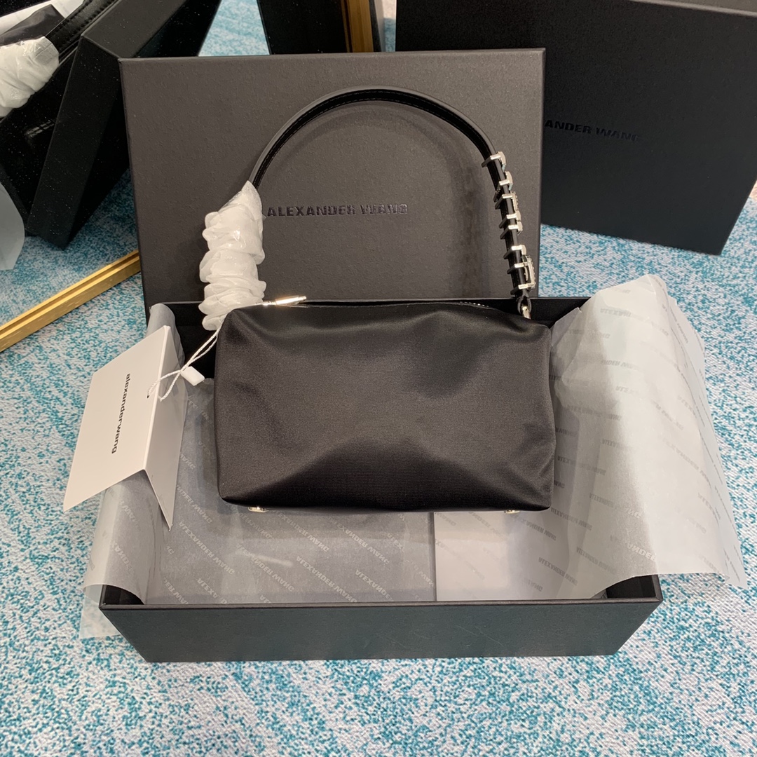 New Money from Alexander Wang: Silk 754 Collection with High-End Aesthetic
