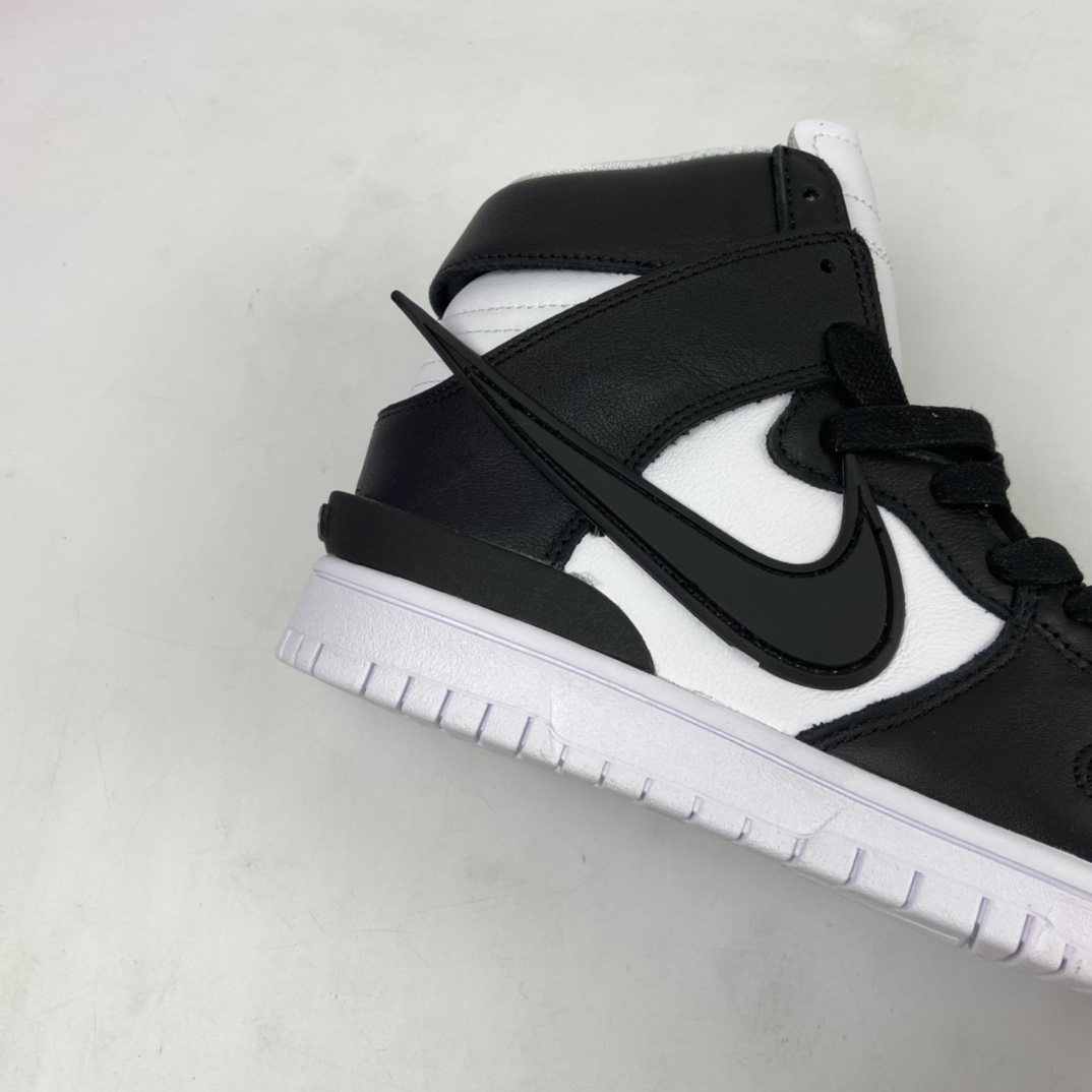350 AMBUSH x Nike Dunk High ”Black” 黑白熊猫 CU7544-001