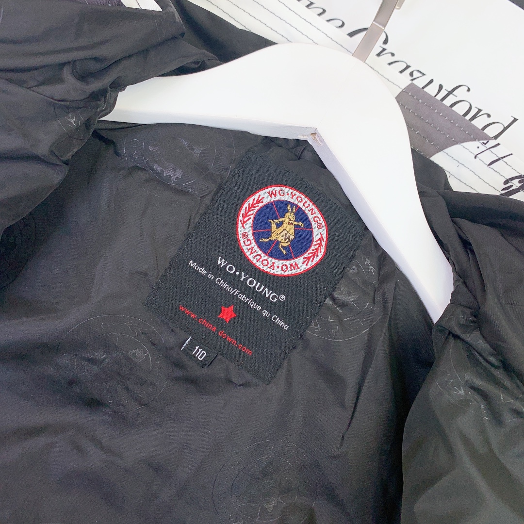 Fashionable Gift Bag with High-End Waterproof Fabric and YKK Zip/Button - 图片 8