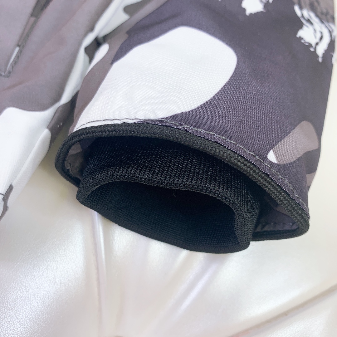 Fashionable Gift Bag with High-End Waterproof Fabric and YKK Zip/Button - 图片 7