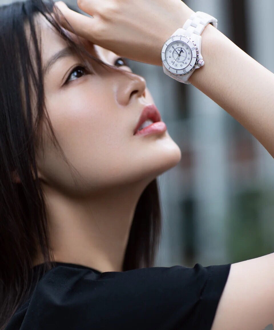 Chanel 香奈儿J12 记录每一秒美好的时刻