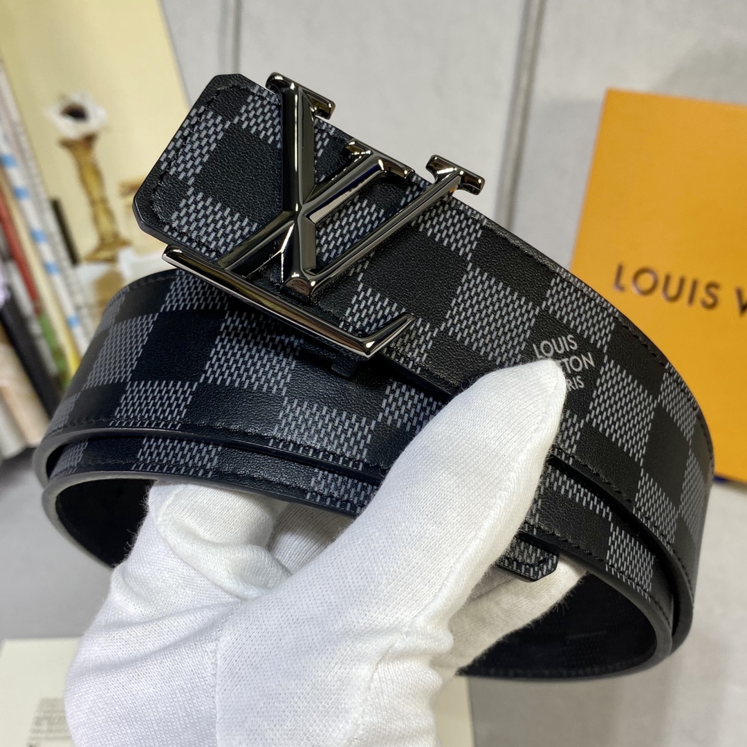 7 Star
 Louis Vuitton Belts Men Cowhide