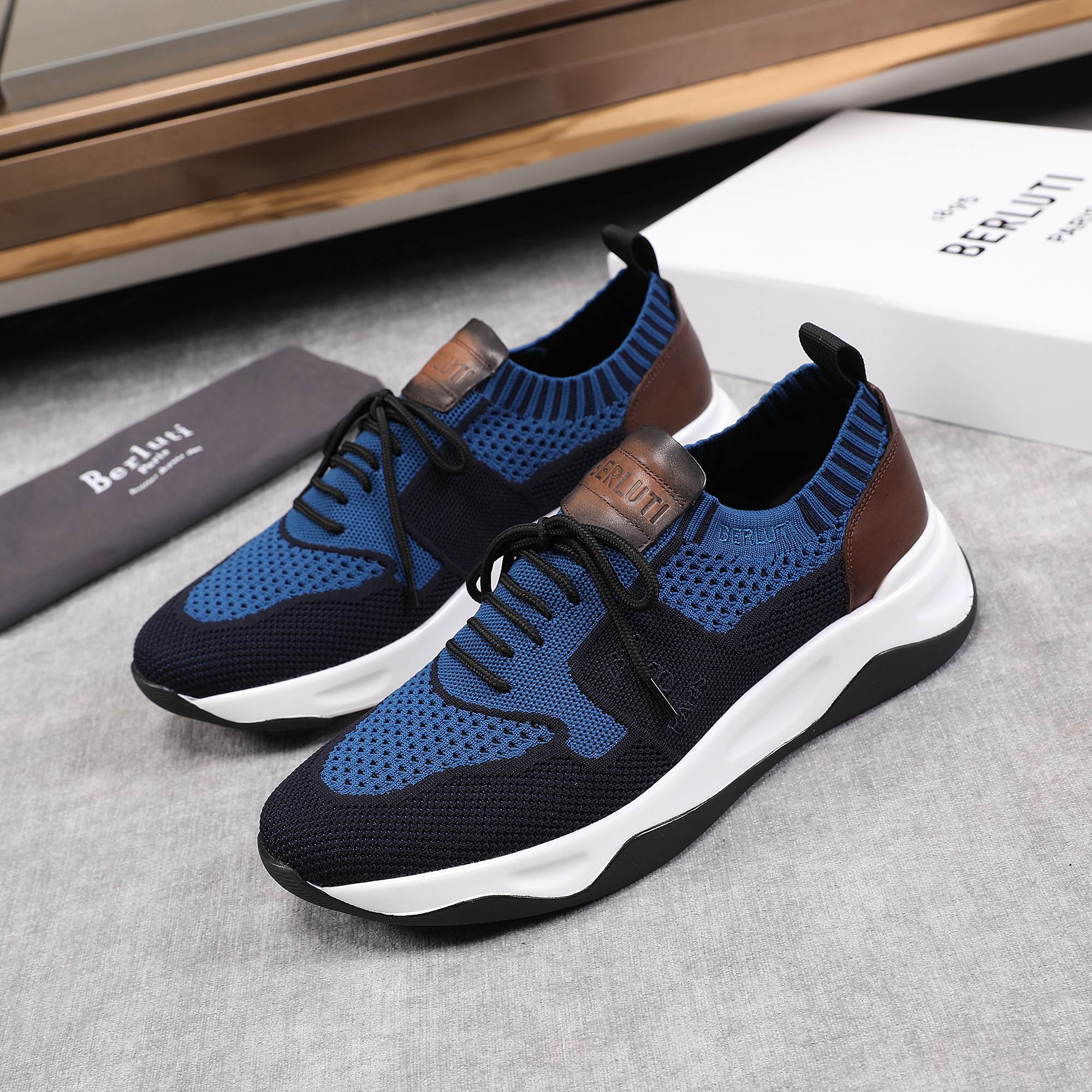 Spring/Summer nueva colección, la única versión en el mercado de los zapatos deportivos para hombre 