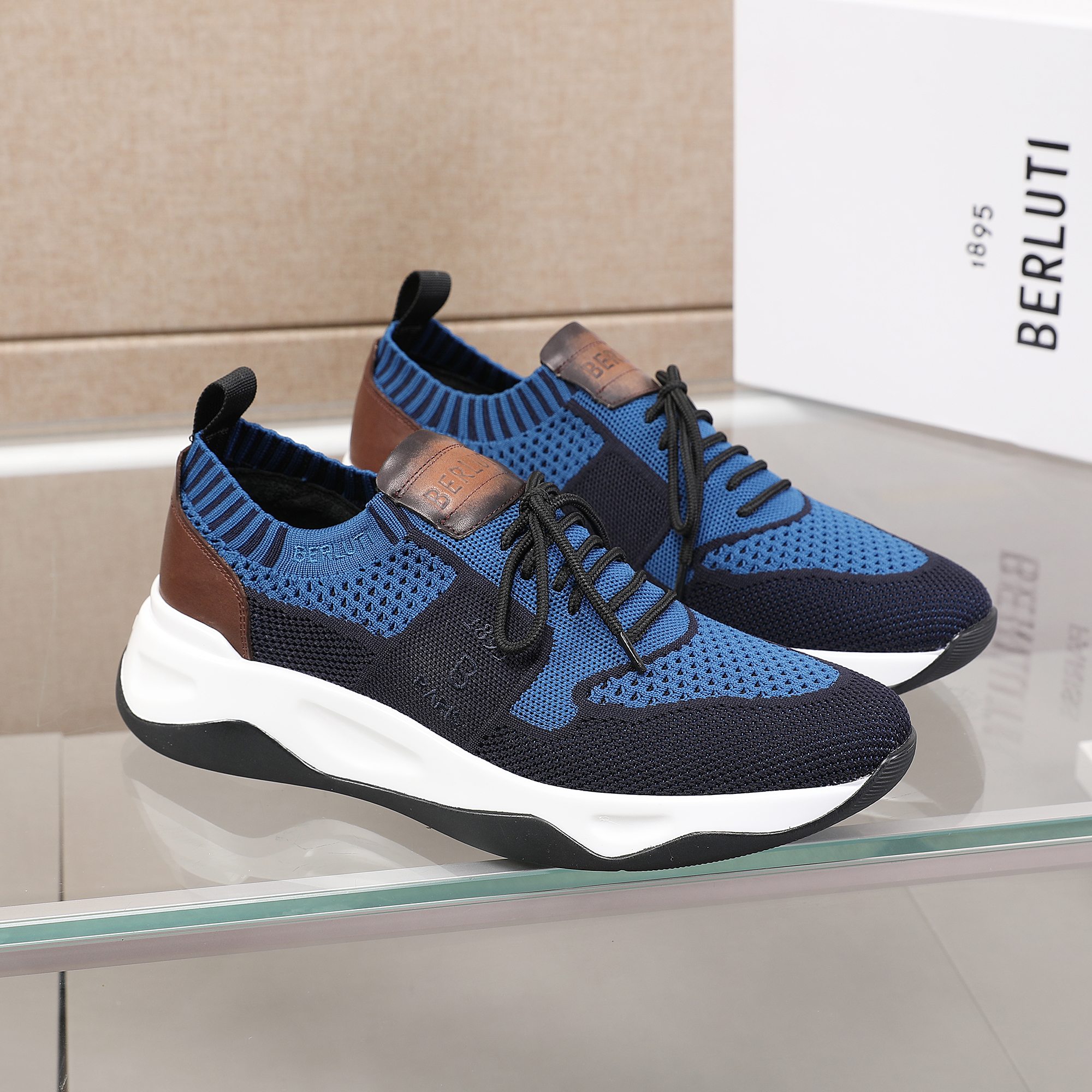 Spring/Summer nueva colección, la única versión en el mercado de los zapatos deportivos para hombre 