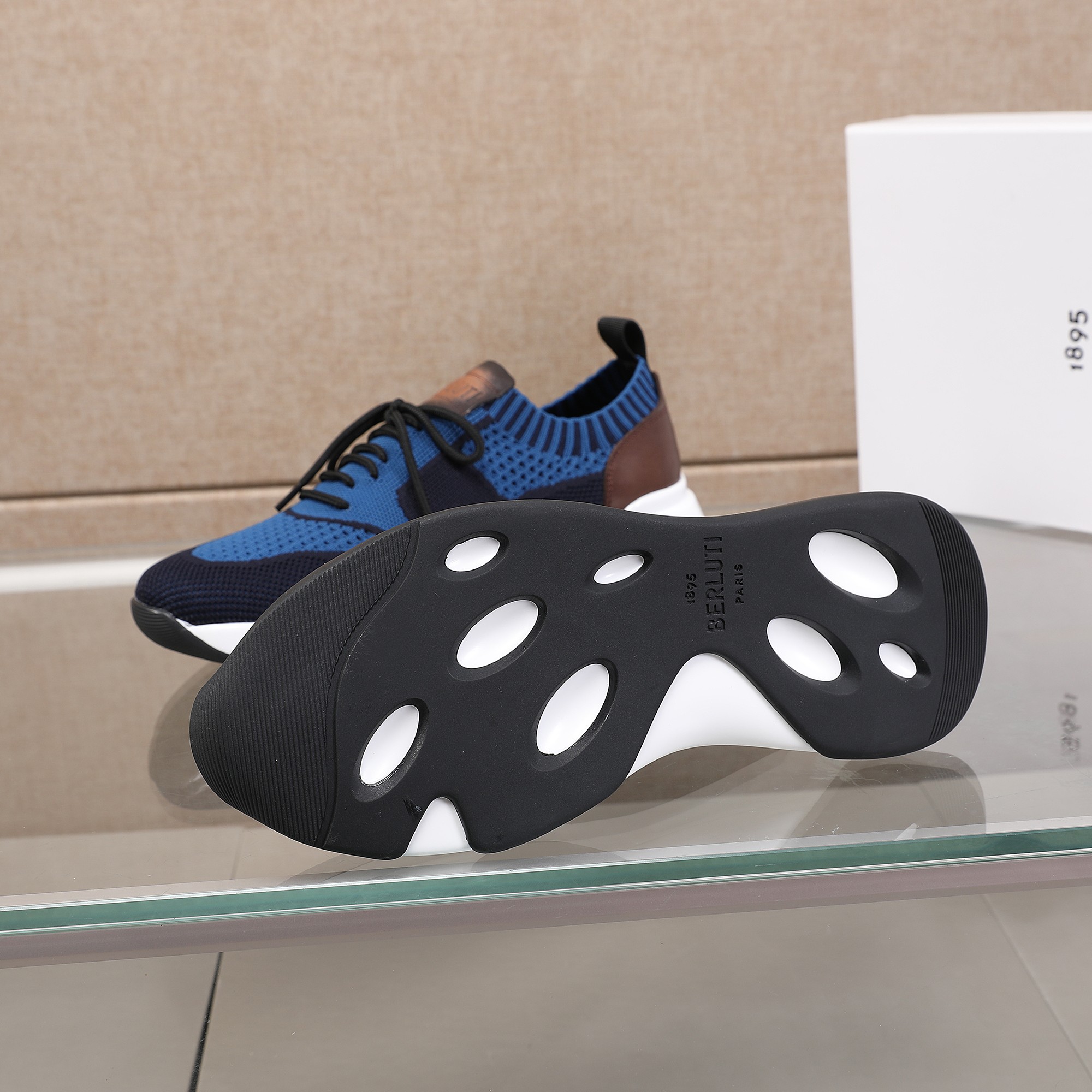 Spring/Summer nueva colección, la única versión en el mercado de los zapatos deportivos para hombre 