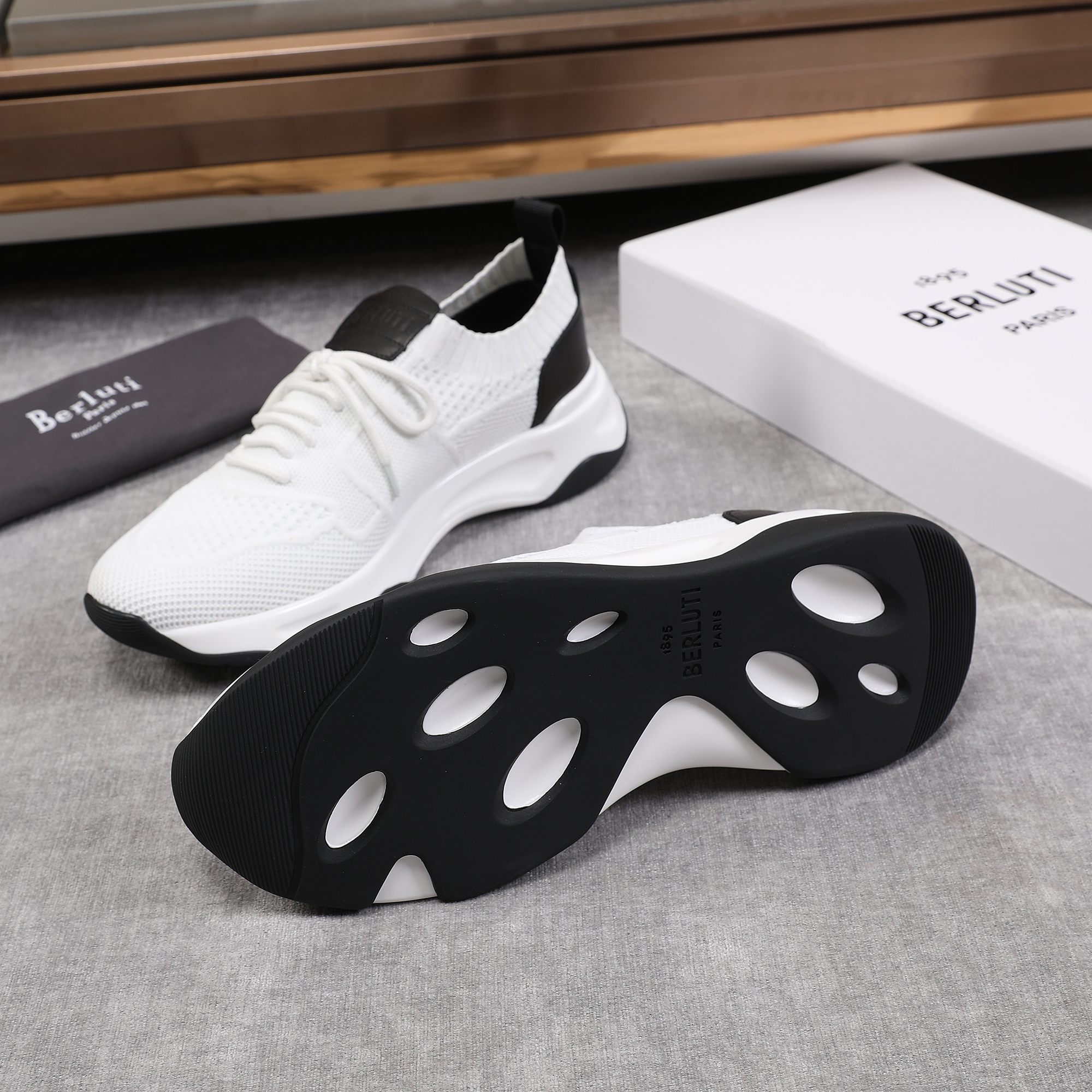 Spring/Summer nueva colección, la única versión en el mercado de los zapatos deportivos para hombre 