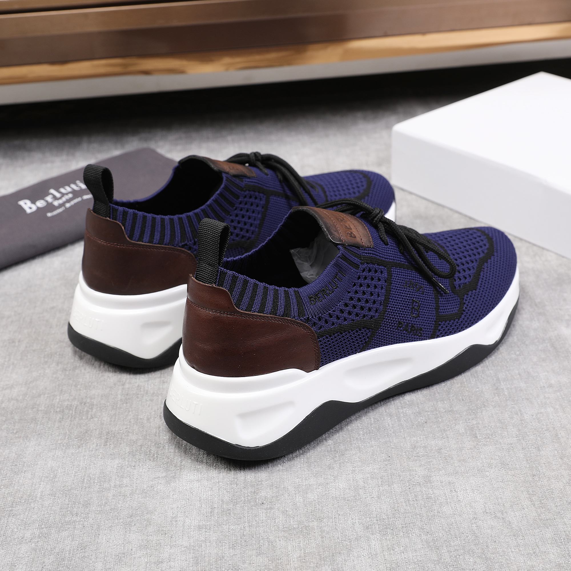 Spring/Summer nueva colección, la única versión en el mercado de los zapatos deportivos para hombre 