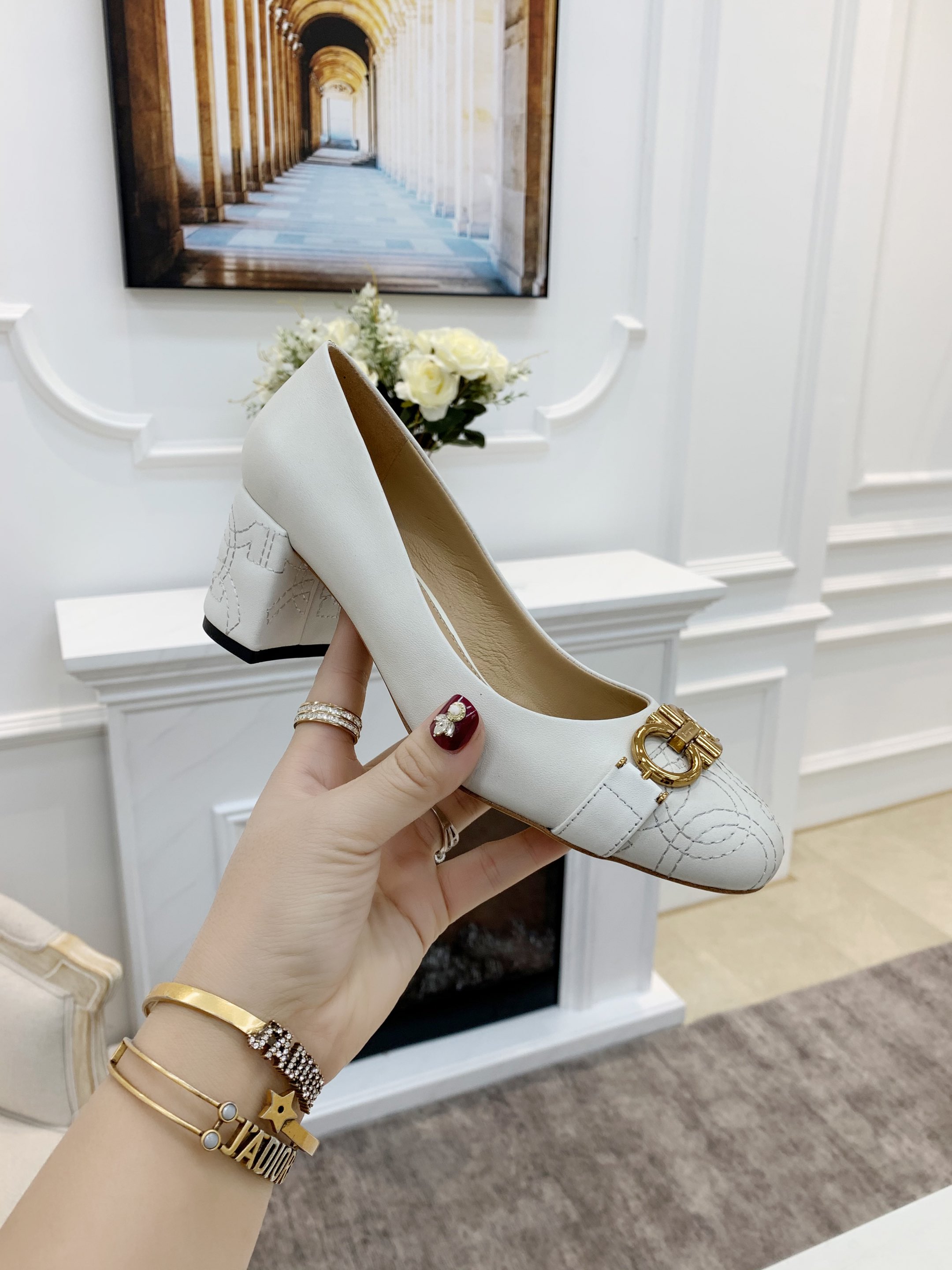 Ferragamo women's shoes Salvatore Ferragamo / ， 5.5 35-39(40 ） 280 — photo 2
