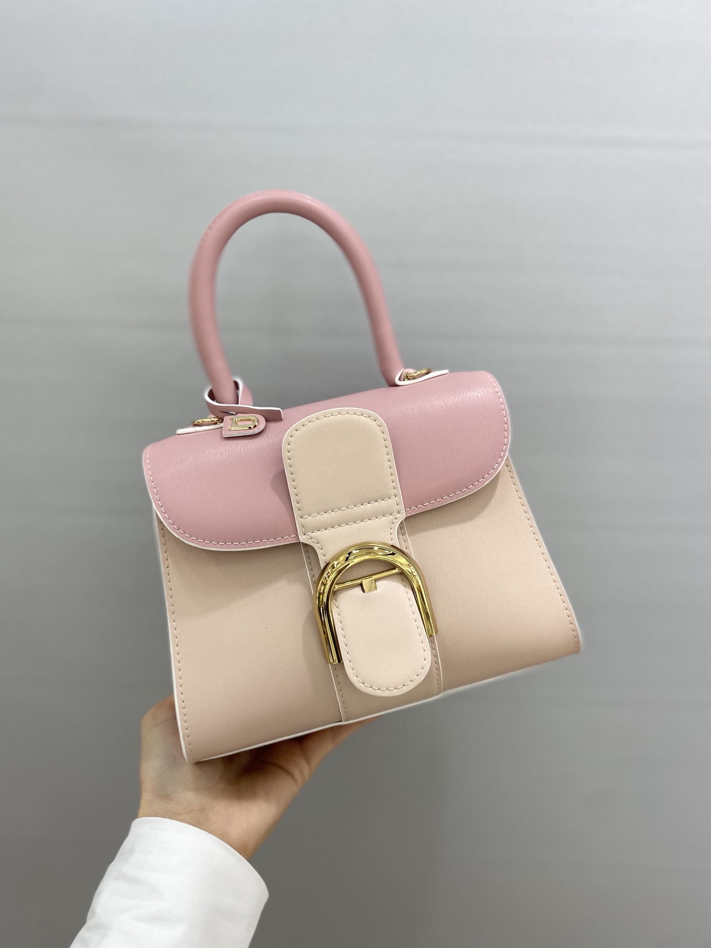 [Delvaux Women