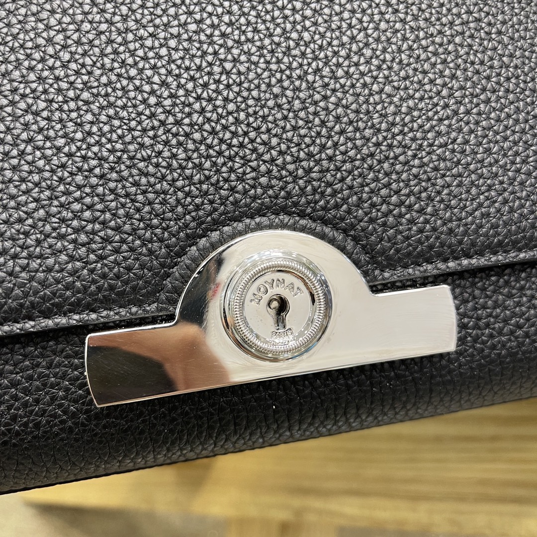 Moynat Mona Réjane Handbag: Retrospective French Theatre Tribute, Urban Chic Design. - 图片 6
