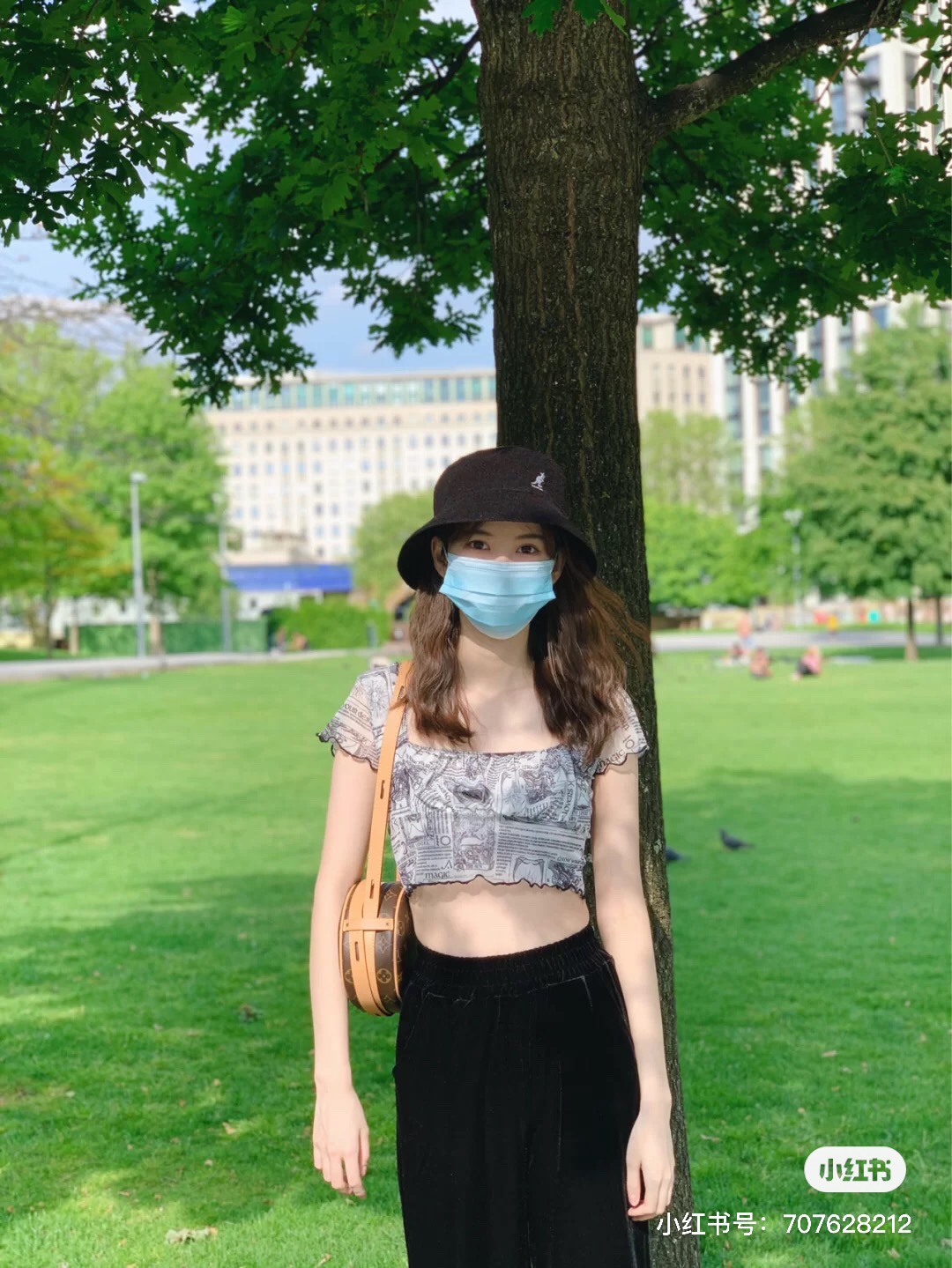 无论它是单肩还是斜挎，都能让你有不同的感觉，颜值在线担当🔹