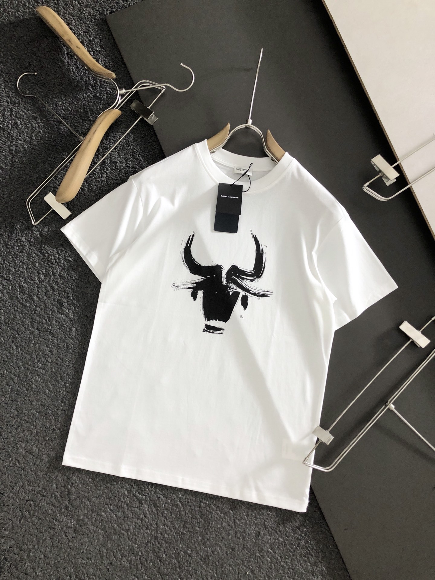 YSL camiseta de manga corta con estampado más nueva, camiseta de alta calidad de tienda original, proceso de …