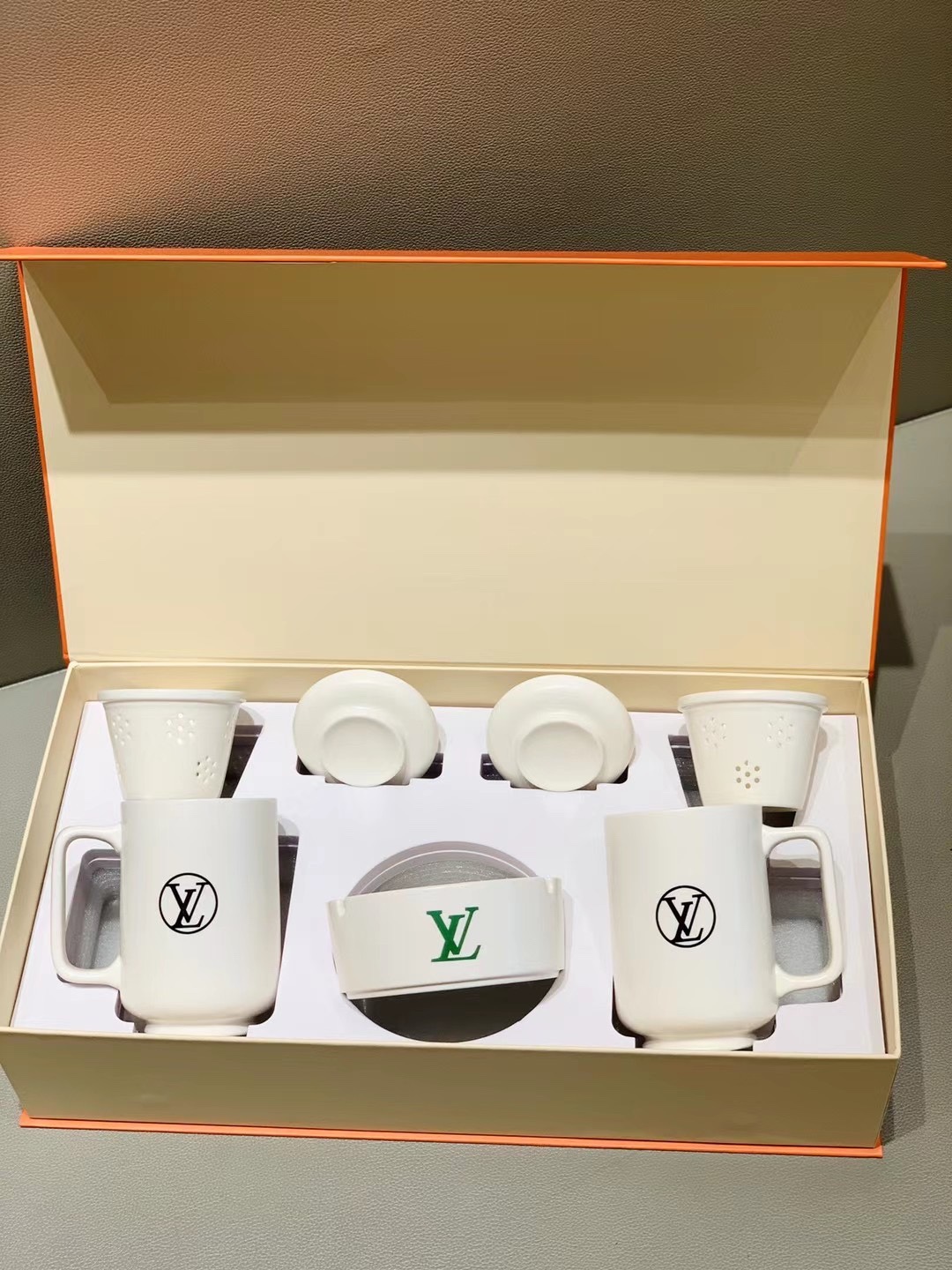 Louis Vuitton Limited Edition Tea Set - Comprehensive 3