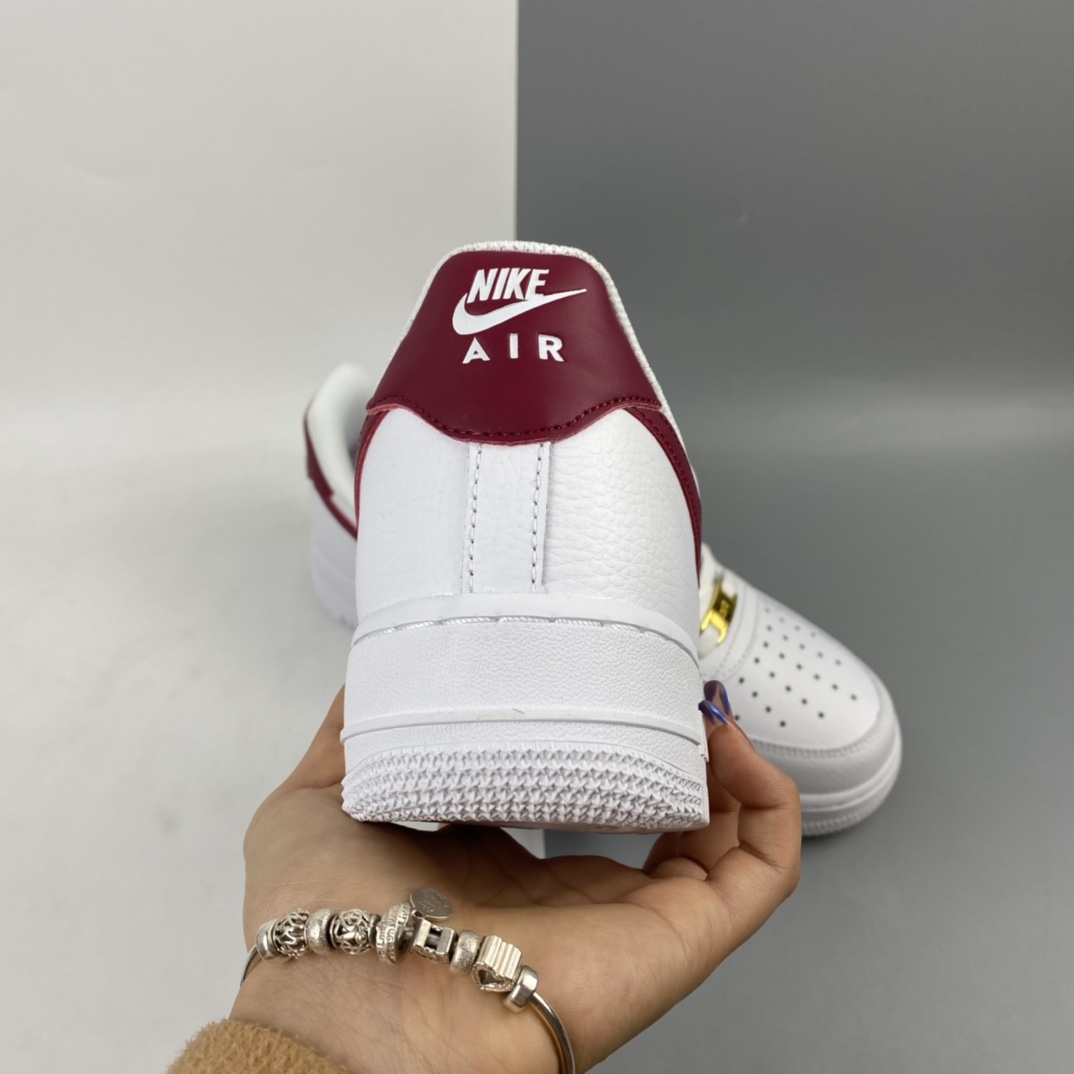 240 Nk Air Force 1 Low 空军一号低帮休闲板鞋 315115-154