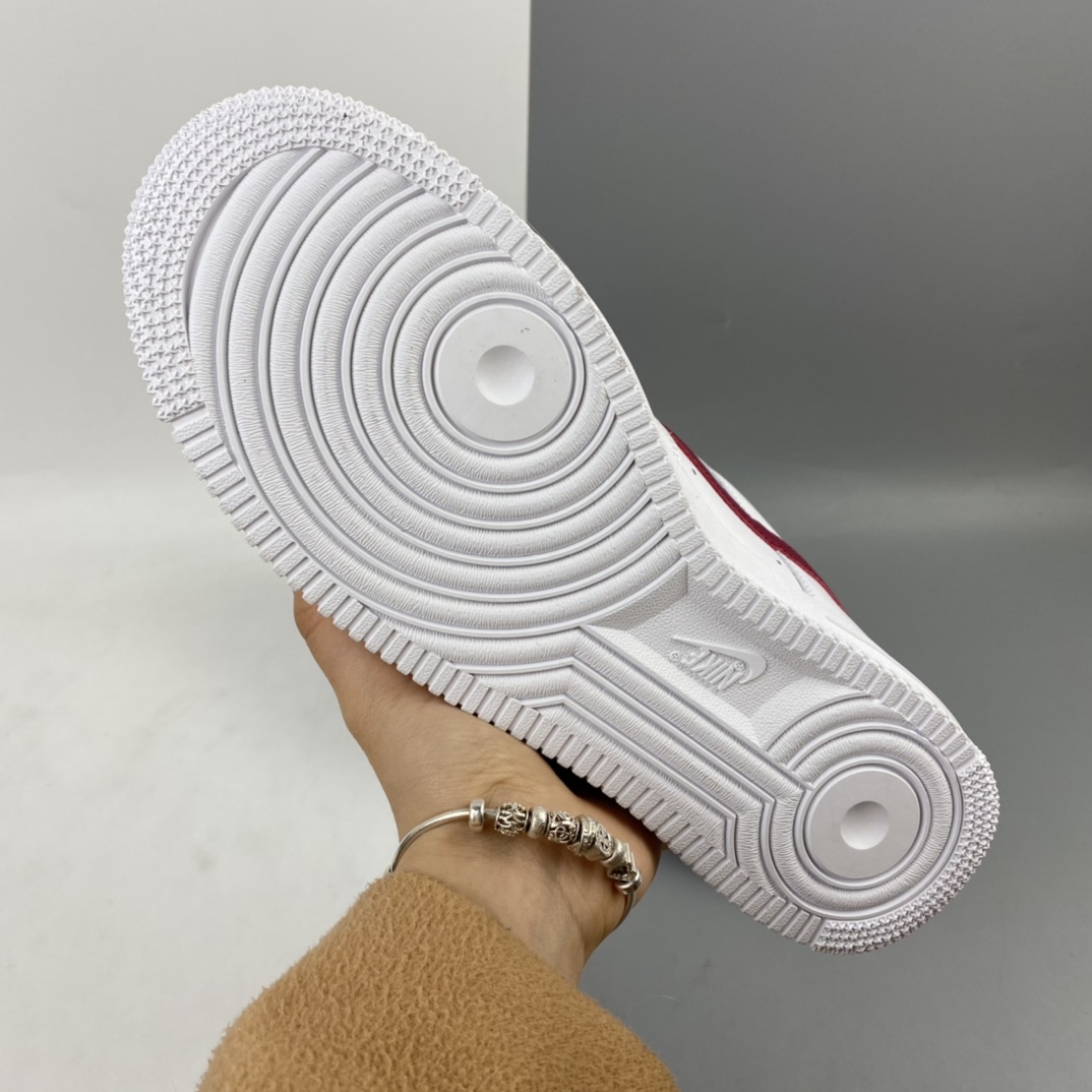 240 Nk Air Force 1 Low 空军一号低帮休闲板鞋 315115-154