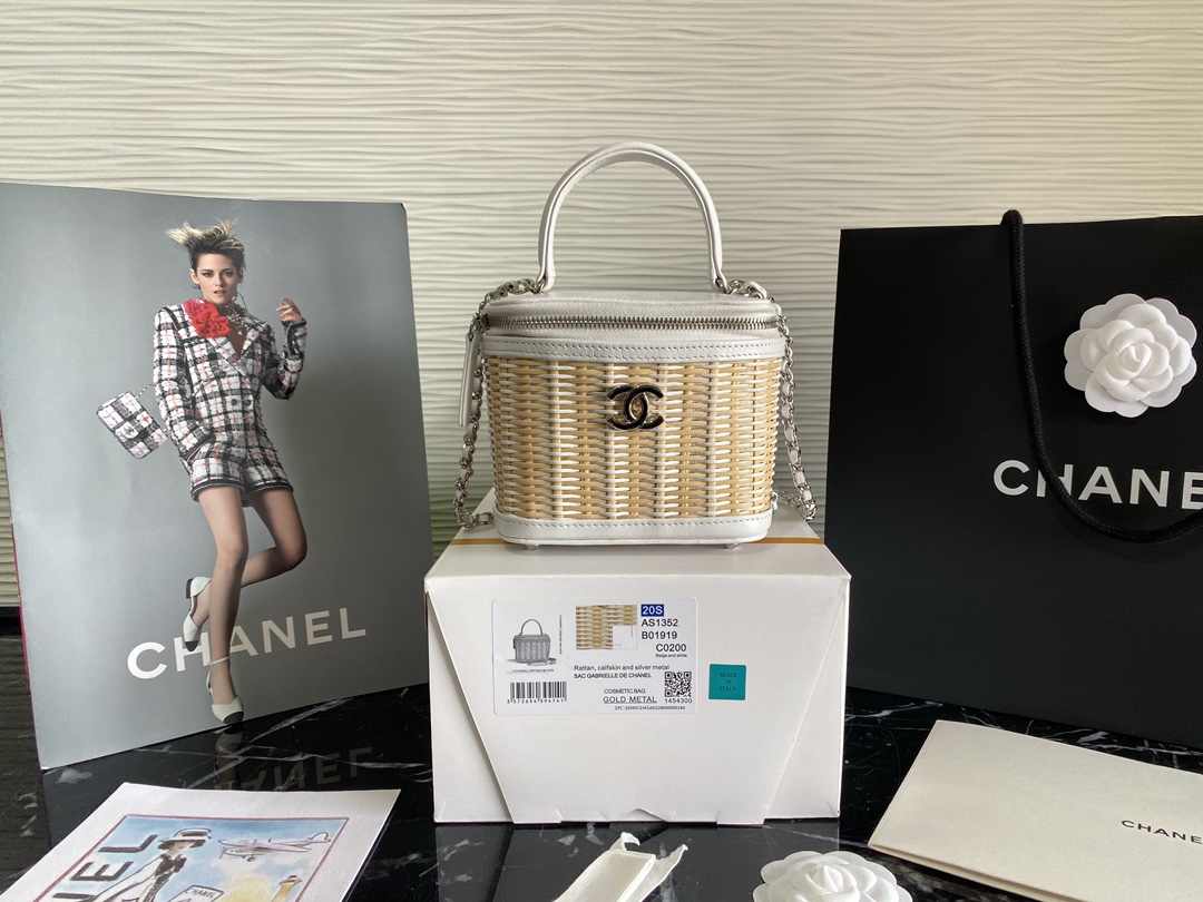Chanel Rare edition counter inspection