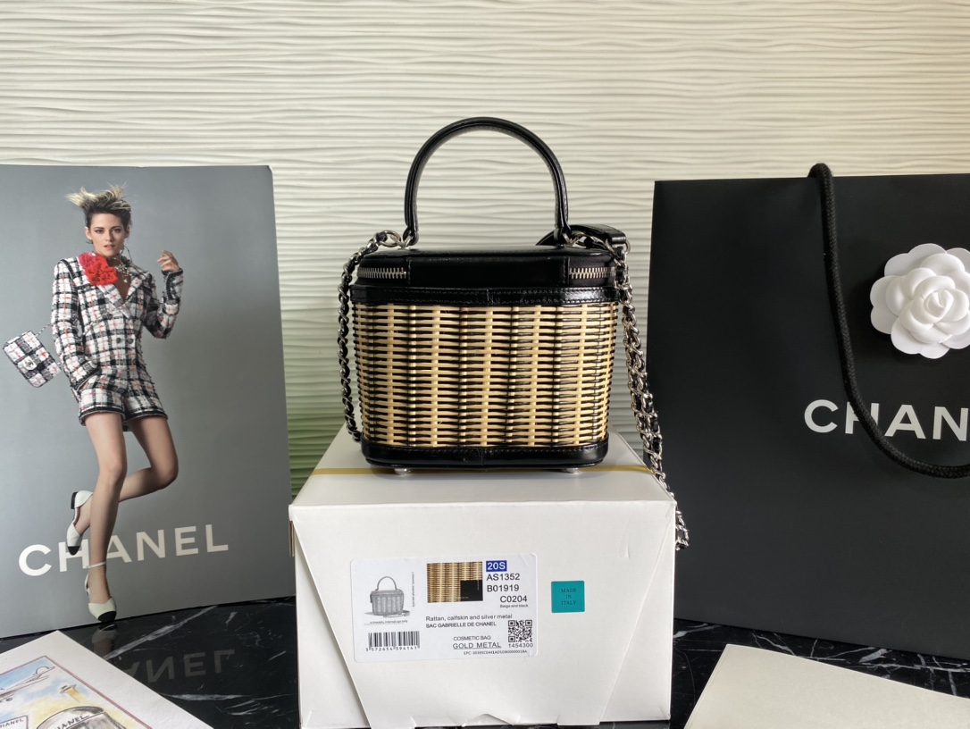 Chanel Rare edition counter inspection