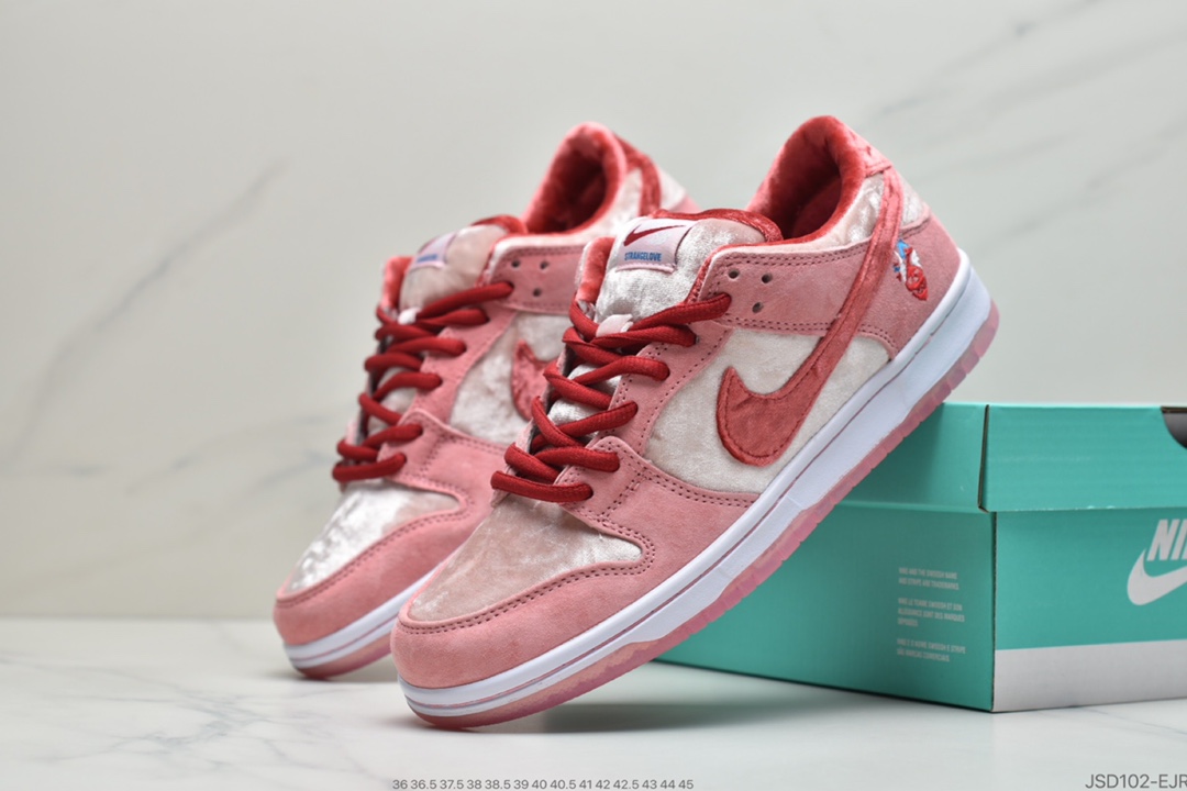 200 StrangeLove x Nike SB Dunk Low”Valentine’s Day”扣篮系列低帮经典百搭休闲运动板鞋“情人节白粉丝绒”CT2552-800