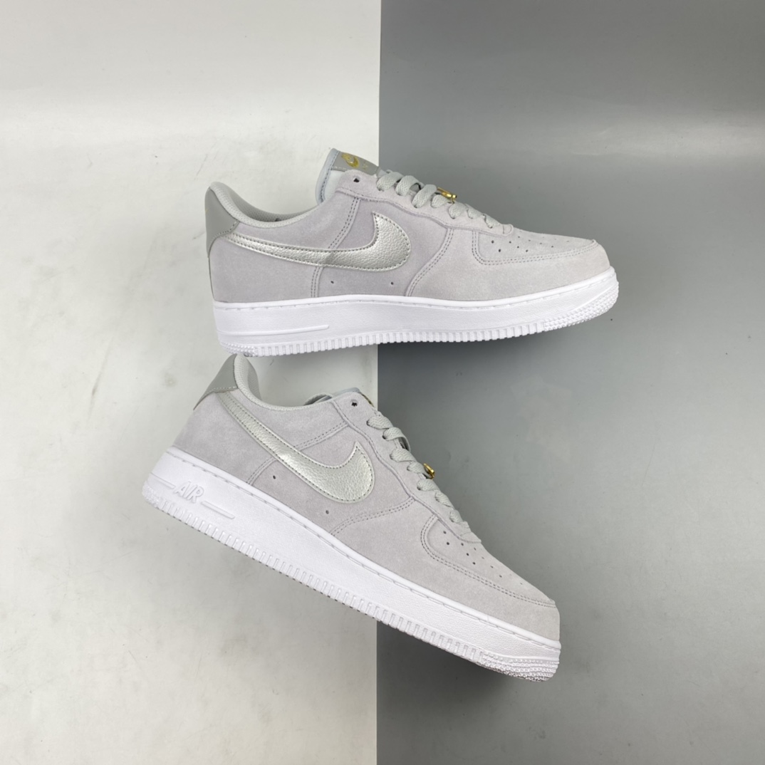 240 Nk Air Force 1 Low 空军一号低帮休闲板鞋 DC4458-001