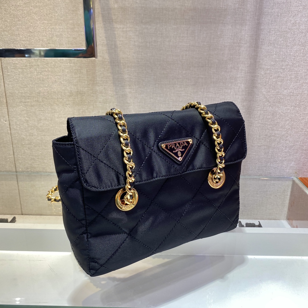 PRADA普拉达Vintage中古链条菱格流浪包1BD625