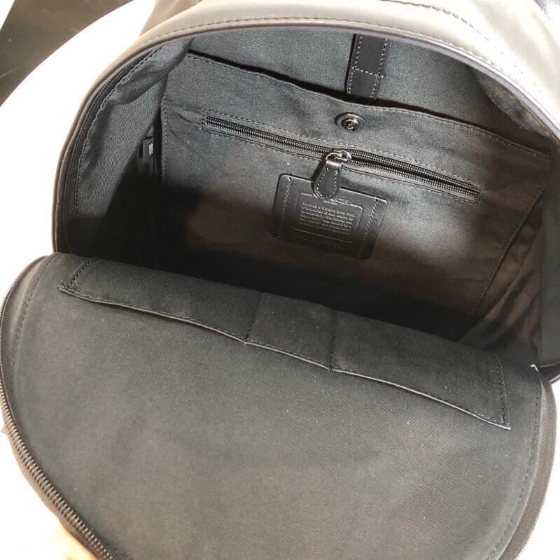 Coach 男士双肩背包