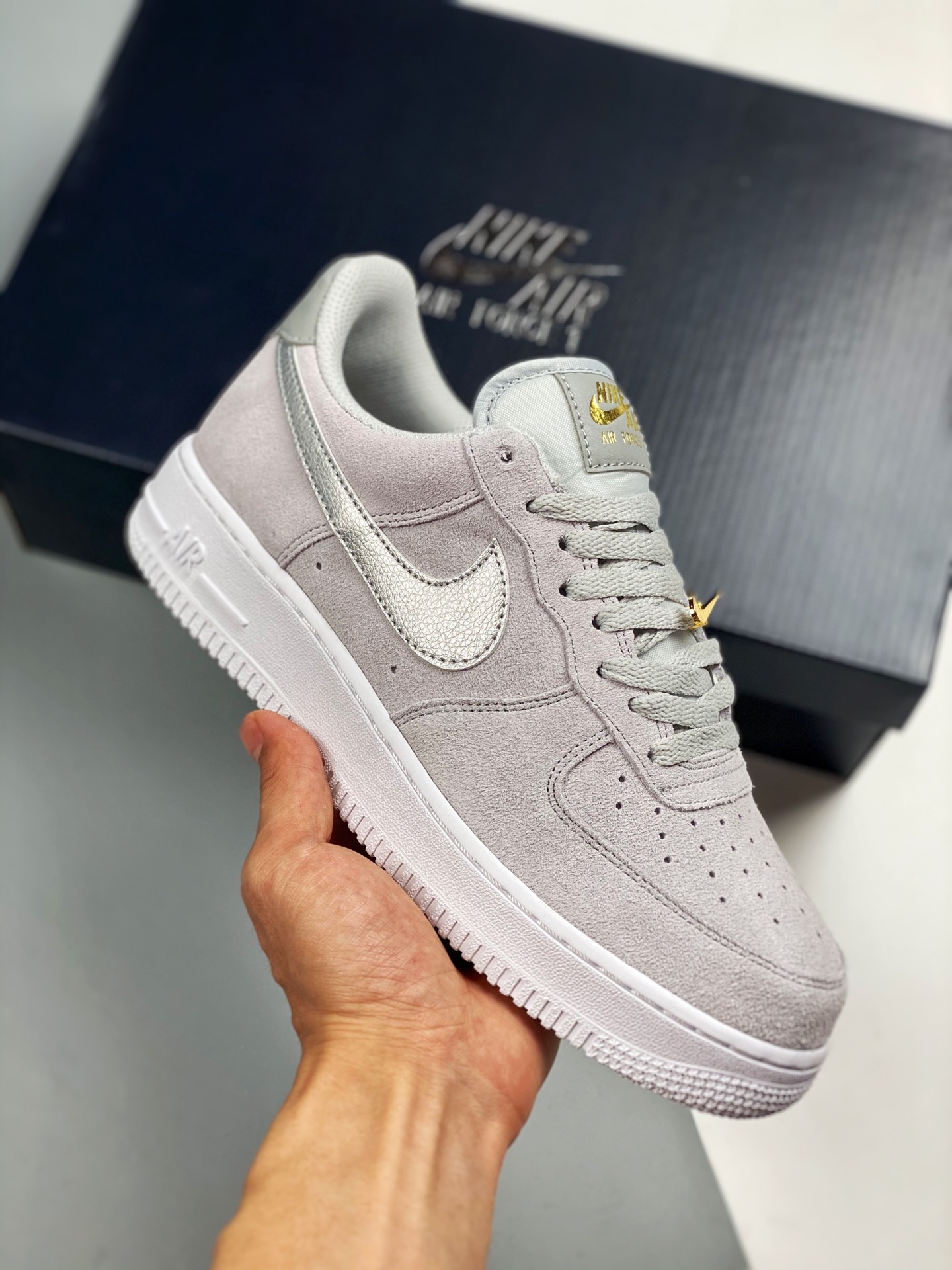 Air Force 1’07 gris plata, horma original y cartón original, auténtico estilo Air Force, enfocado en canales de comerci…
