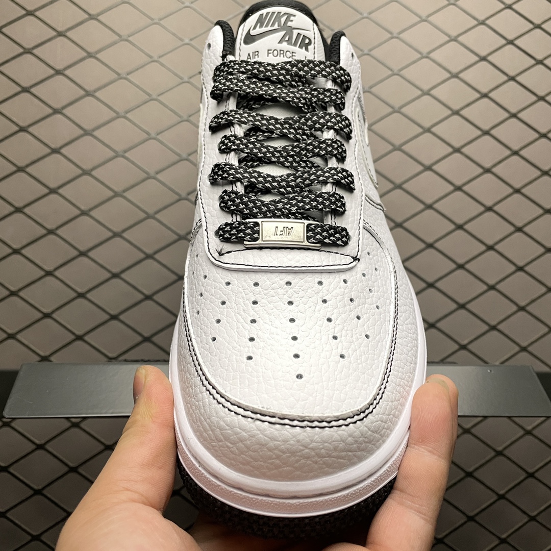 240 NK Air Force 1 ’07 空军一号低帮运动休闲板鞋 CN2896-104