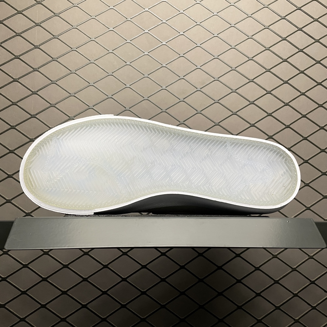 220 Nike Blazer Mid’77 Infinite 开拓者高帮休闲运动板鞋 DC0707-164