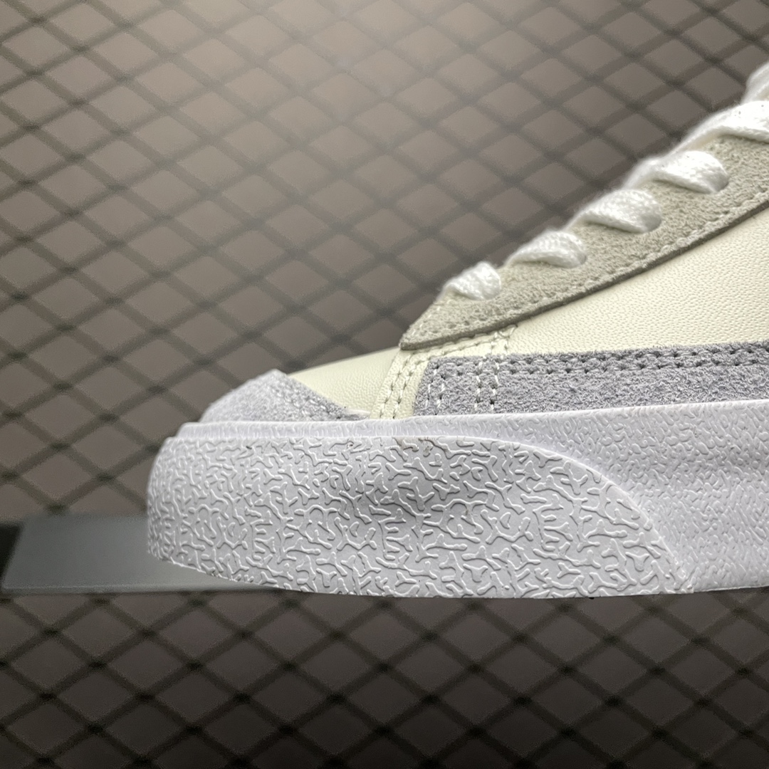 220 Nike Blazer Mid’77 Infinite 开拓者高帮休闲运动板鞋 DC0707-164