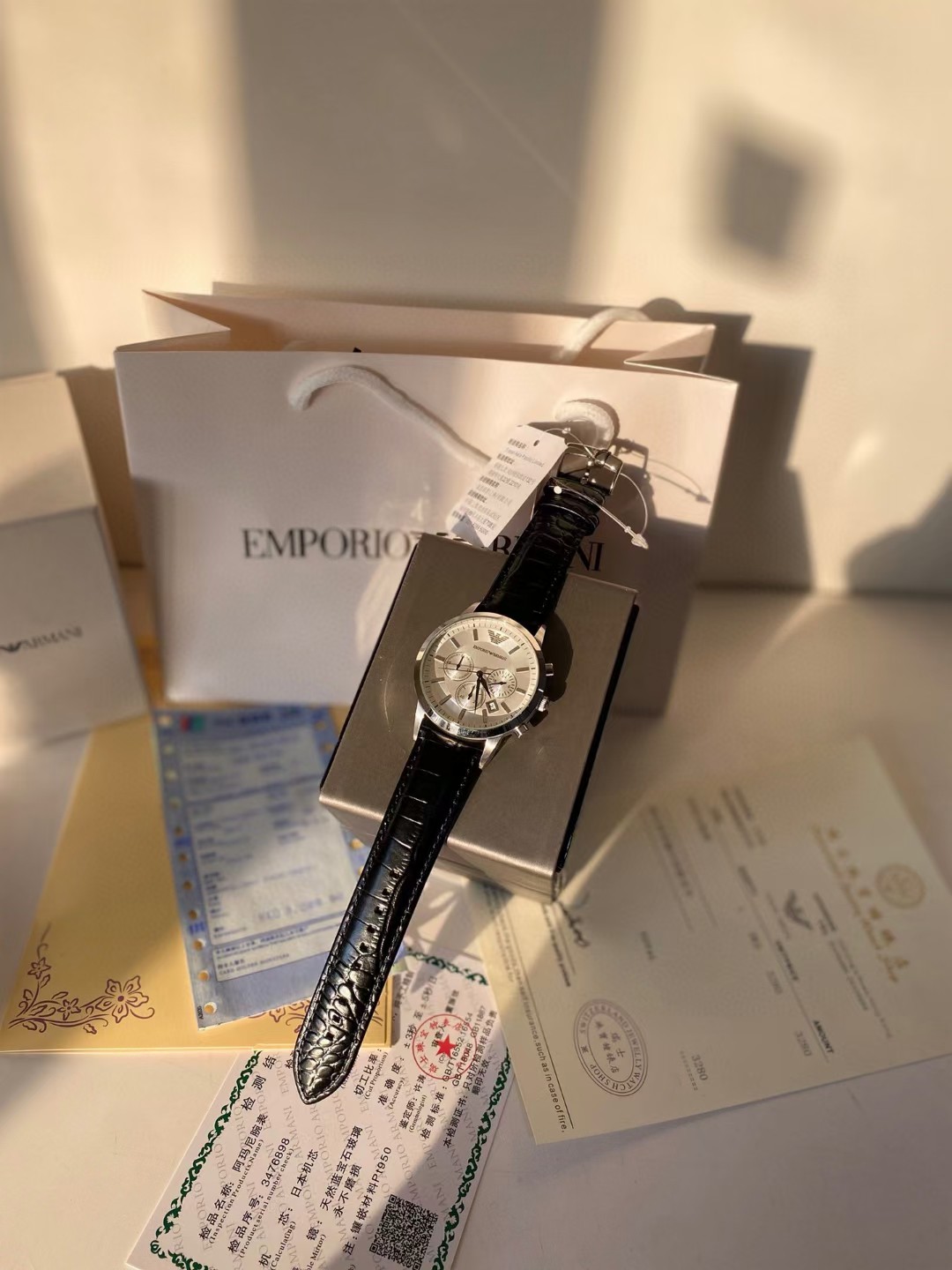 Zenium AR2458: Amani Armani’s Exclusive Steel Watch for Men’s Fashion Statement - 图片 2
