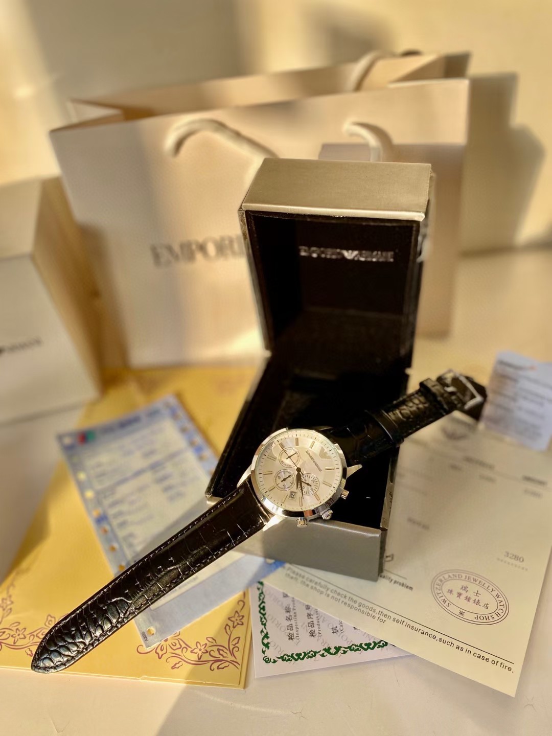 Zenium AR2458: Amani Armani’s Exclusive Steel Watch for Men’s Fashion Statement - 图片 8