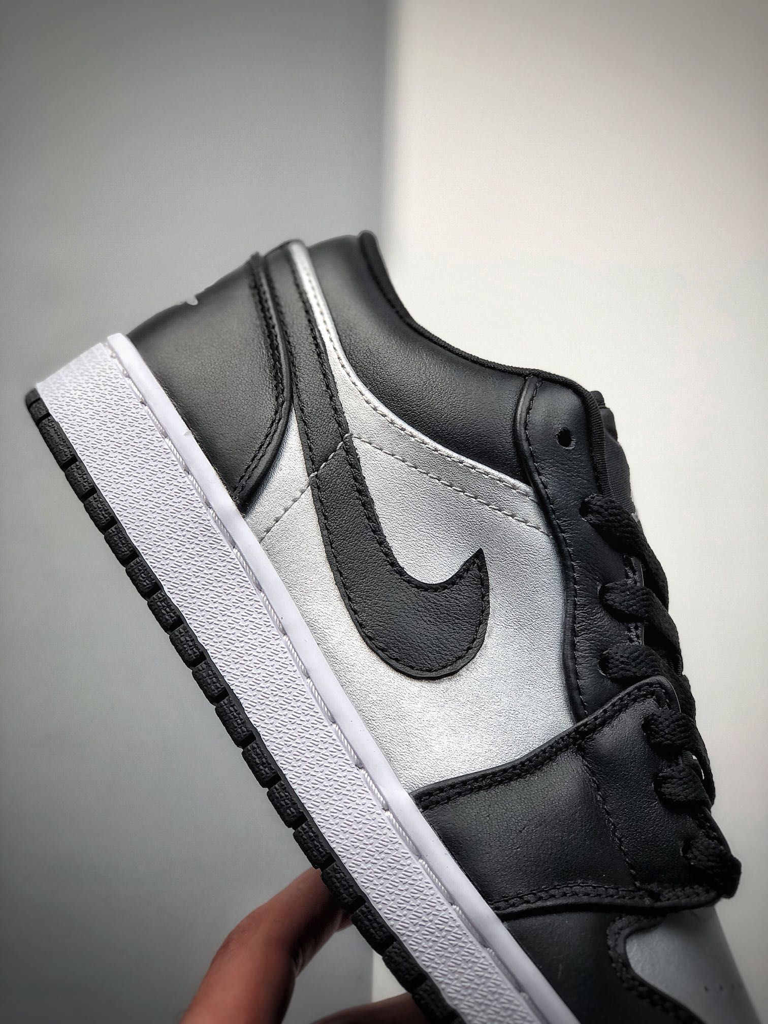 200 Air Jordan AJ1 Low 低帮 内置全掌气垫 DA5551-001-莆田鞋,莆田鞋货源,高仿鞋,高仿鞋货源,安福档口,莆田高仿鞋,莆田鞋批发,高仿鞋批发,莆田高仿运动鞋,高仿运动鞋,莆田运动鞋 200 Air Jordan AJ1 Low 低帮 内置全掌气垫 DA5551-001