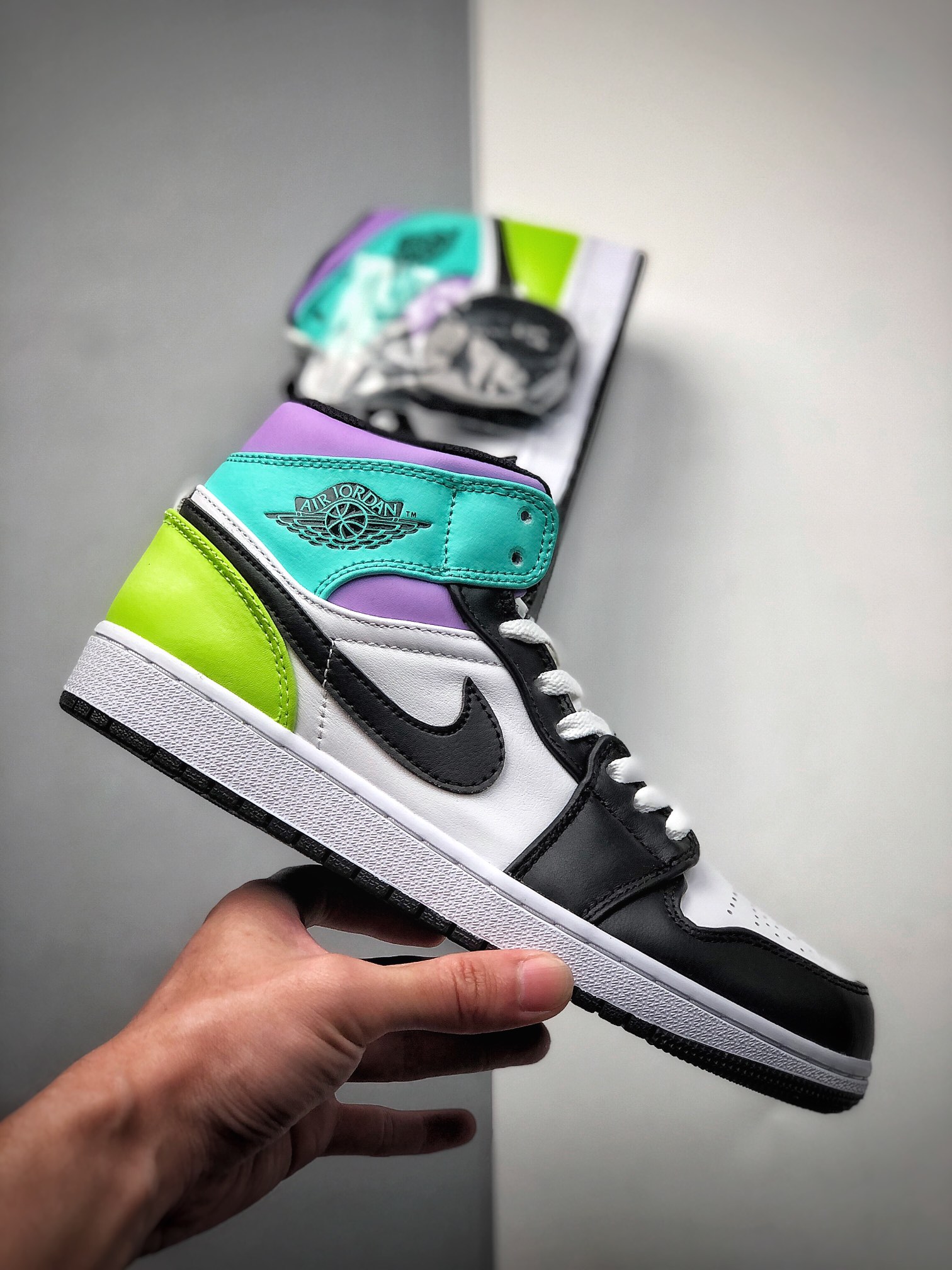 240 Air Jordan AJ1 MID 内置全掌气垫 554725-175-莆田鞋,莆田鞋货源,高仿鞋,高仿鞋货源,安福档口,莆田高仿鞋,莆田鞋批发,高仿鞋批发,莆田高仿运动鞋,高仿运动鞋,莆田运动鞋 240 Air Jordan AJ1 MID 内置全掌气垫 554725-175