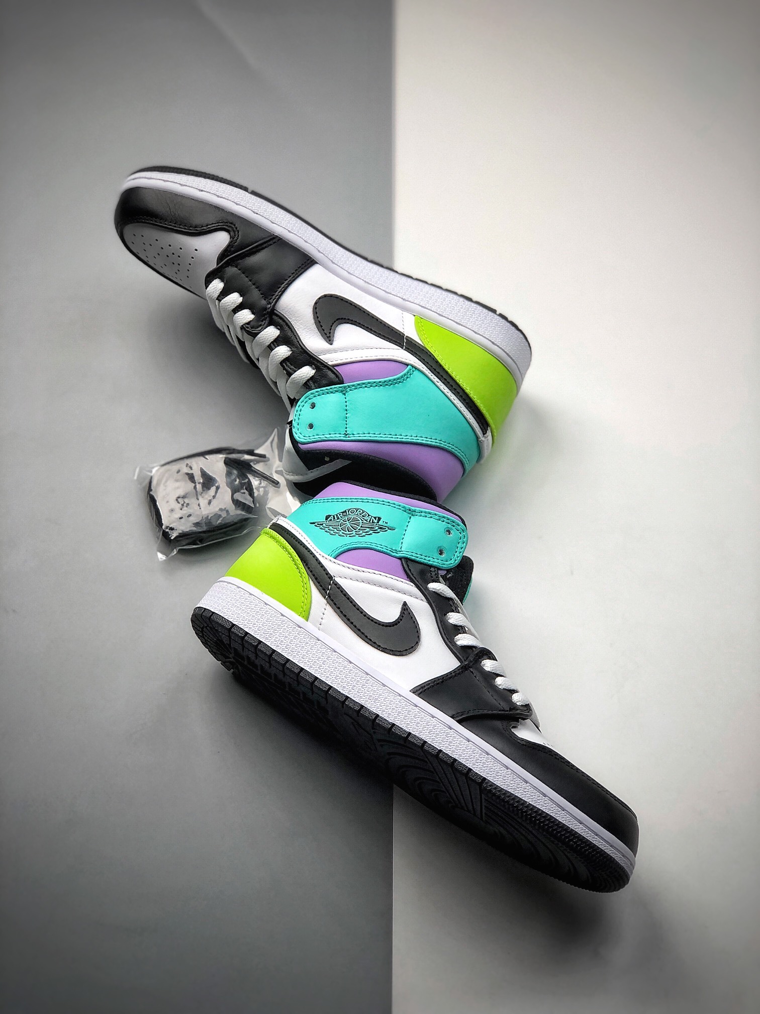 240 Air Jordan AJ1 MID 内置全掌气垫 554725-175-莆田鞋,莆田鞋货源,高仿鞋,高仿鞋货源,安福档口,莆田高仿鞋,莆田鞋批发,高仿鞋批发,莆田高仿运动鞋,高仿运动鞋,莆田运动鞋 240 Air Jordan AJ1 MID 内置全掌气垫 554725-175