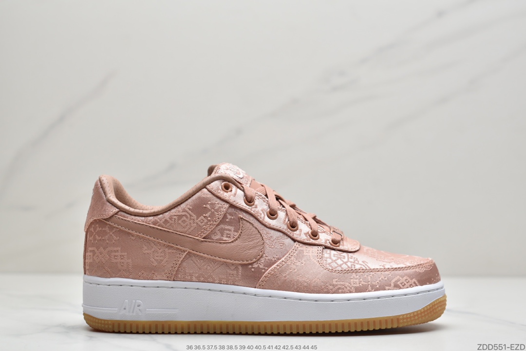 240 Fragment Design x Nike Air Force 1 Premium”Game Black”空军一号经典低帮百搭休闲运动板鞋“白丝绸+闪电”AO9286-100