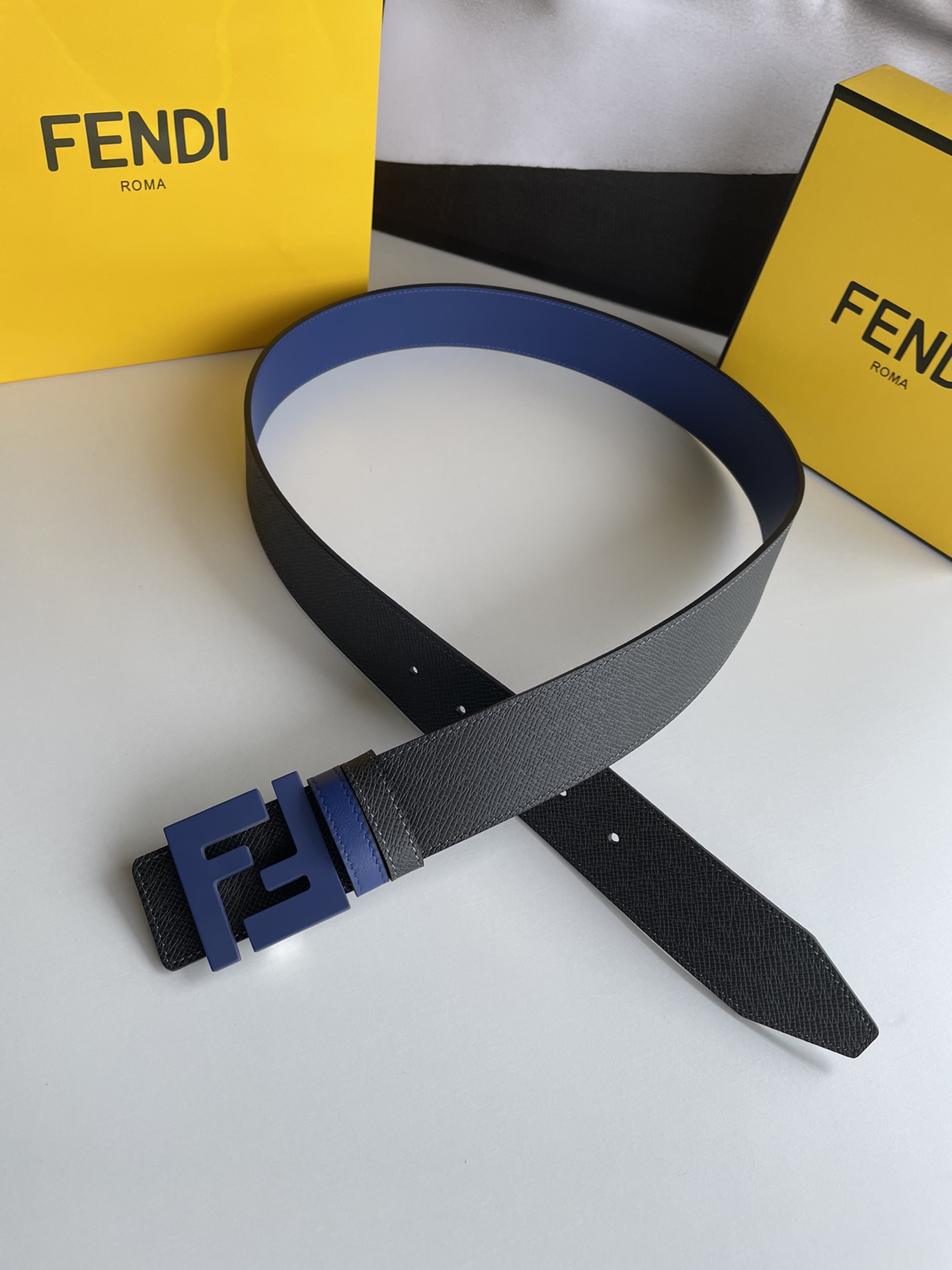 Fendi 品质 免税包装 𝕎𝕚𝕕𝕥𝕙：𝟰 𝟬𝗰𝗺 顶尖做工 𝓈𝓅免检版 FENDI芬迪