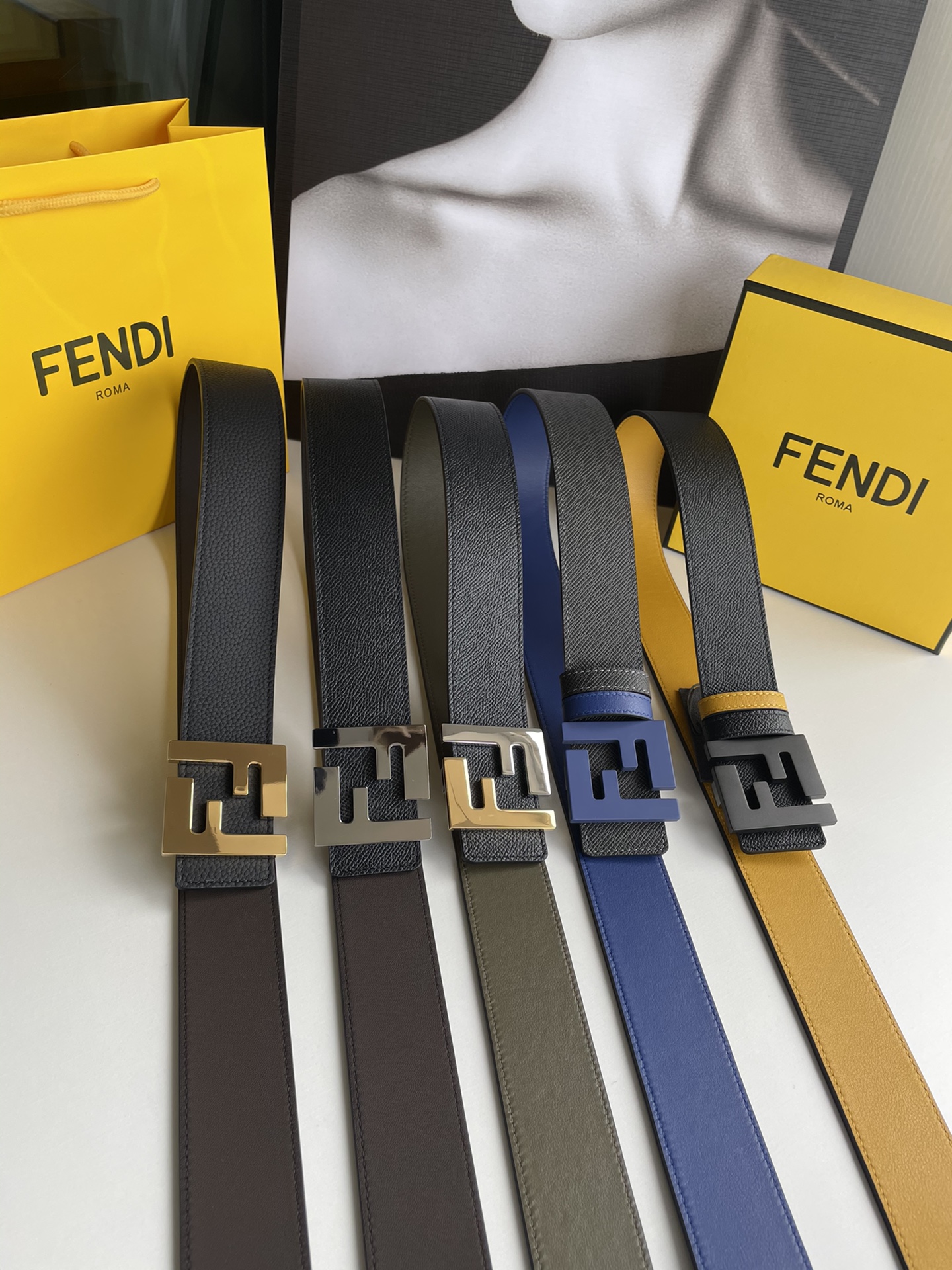Fendi 𝕎𝕚𝕕𝕥𝕙：𝟰.𝟬𝗰𝗺 芬迪 双面可使用