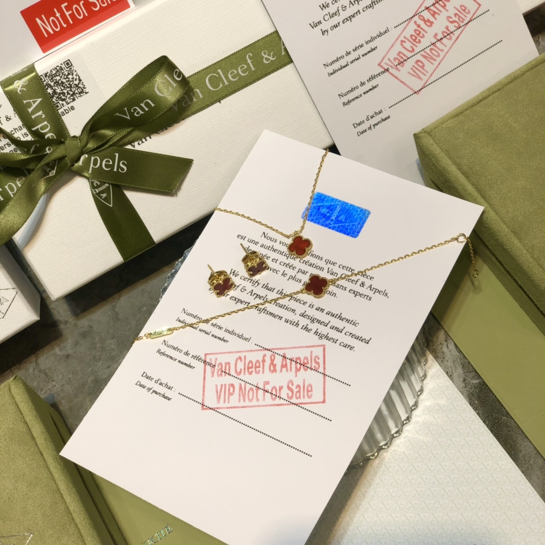Van Cleef & Arpels VCA梵克雅宝mini四叶草套装
