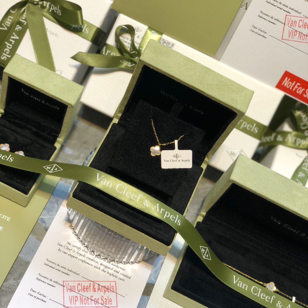 Van Cleef & Arpels VCA梵克雅宝mini四叶草套装