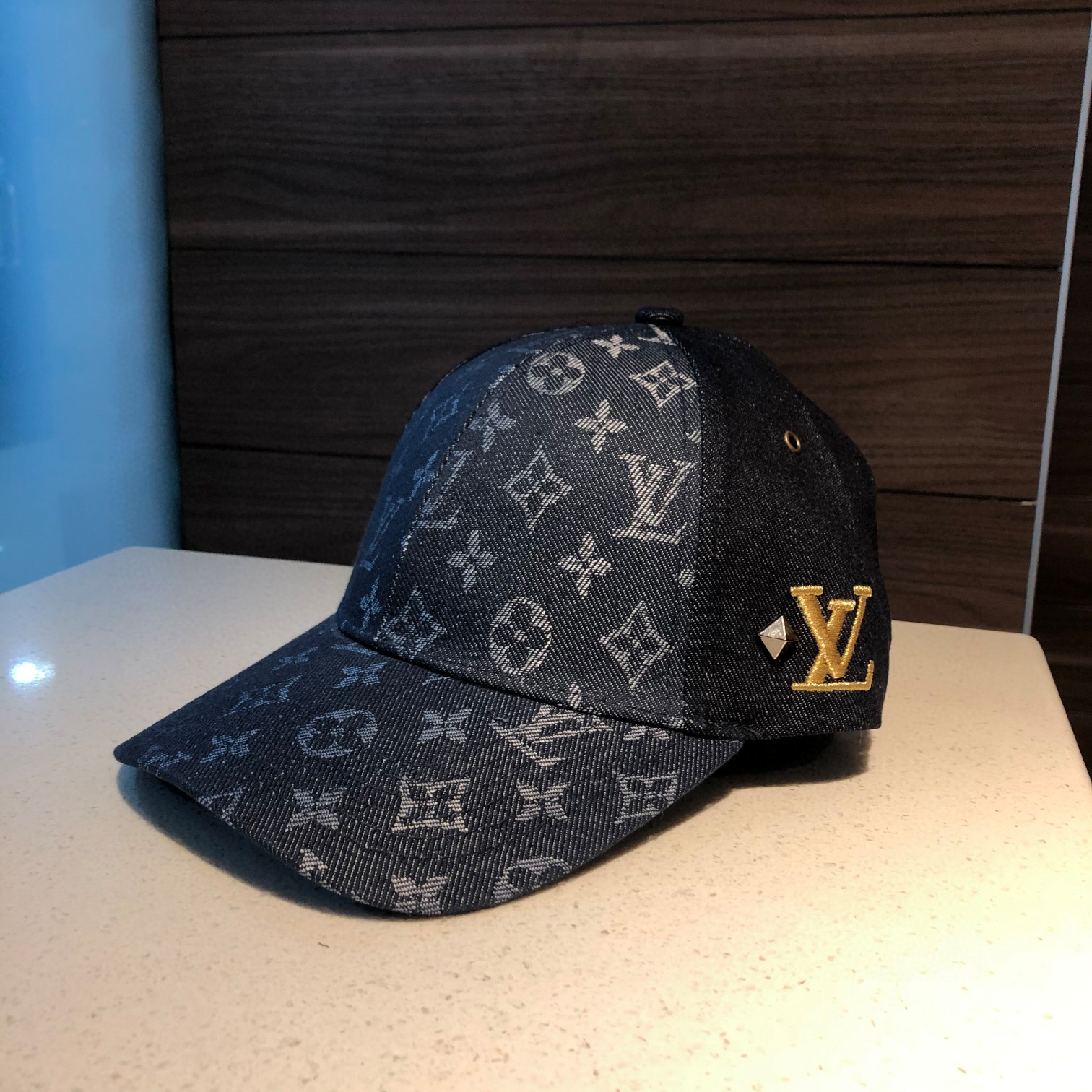 Onde posso encontrar
 Louis Vuitton Chapéus Boné de Beisebol Impressão