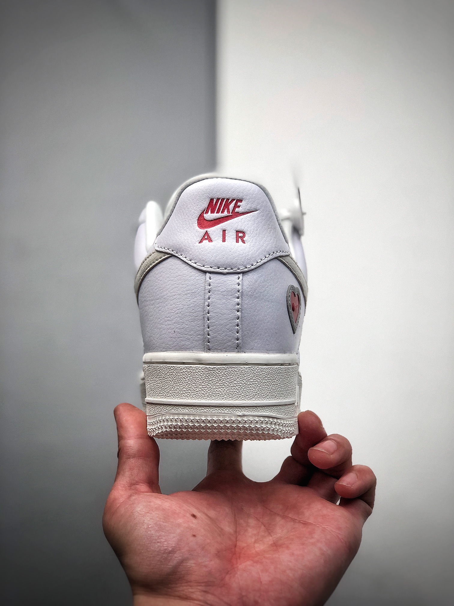 180 NIKE FORCE空军一号运动休闲板鞋DD7117-100