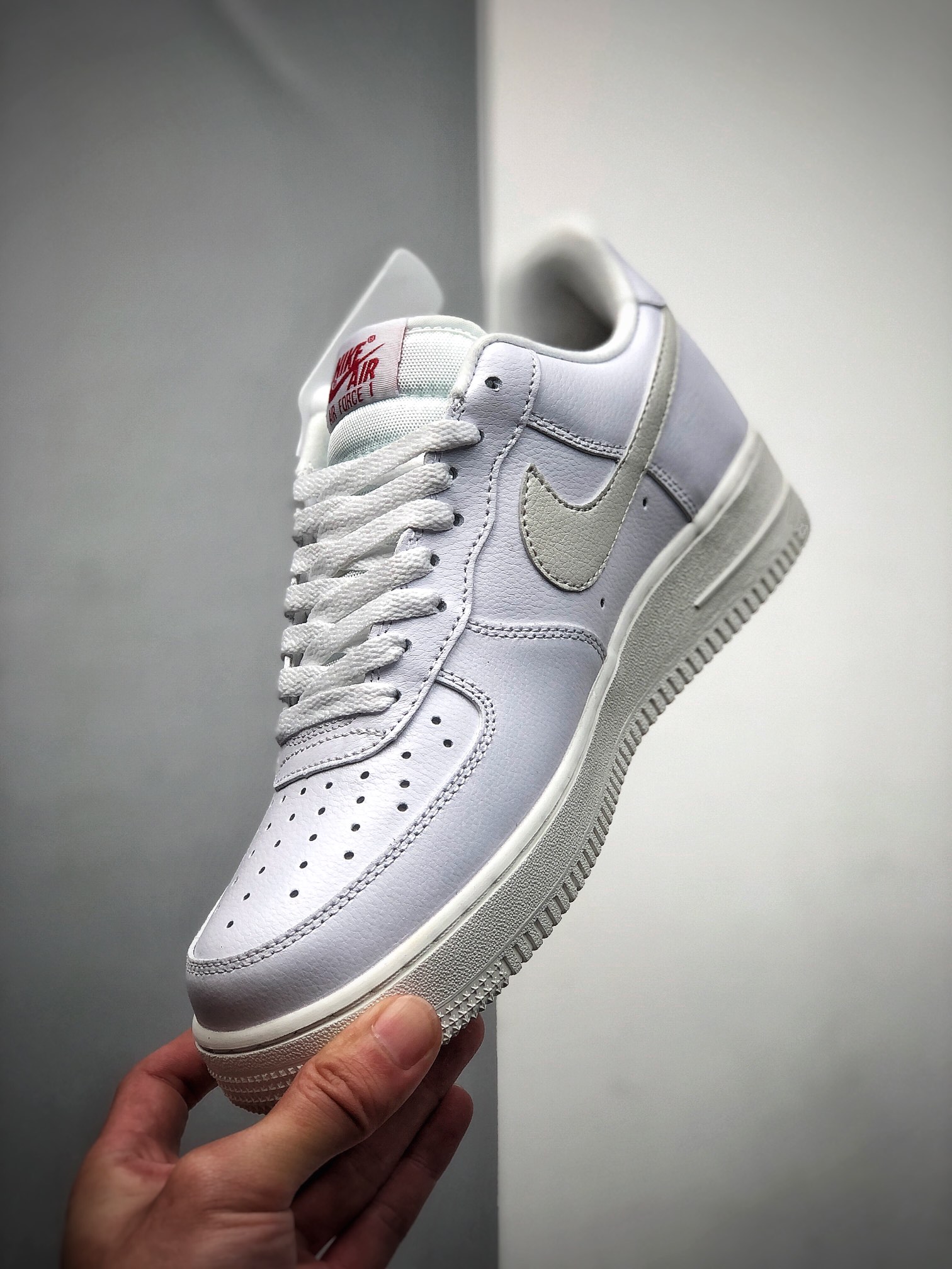 180 NIKE FORCE空军一号运动休闲板鞋DD7117-100